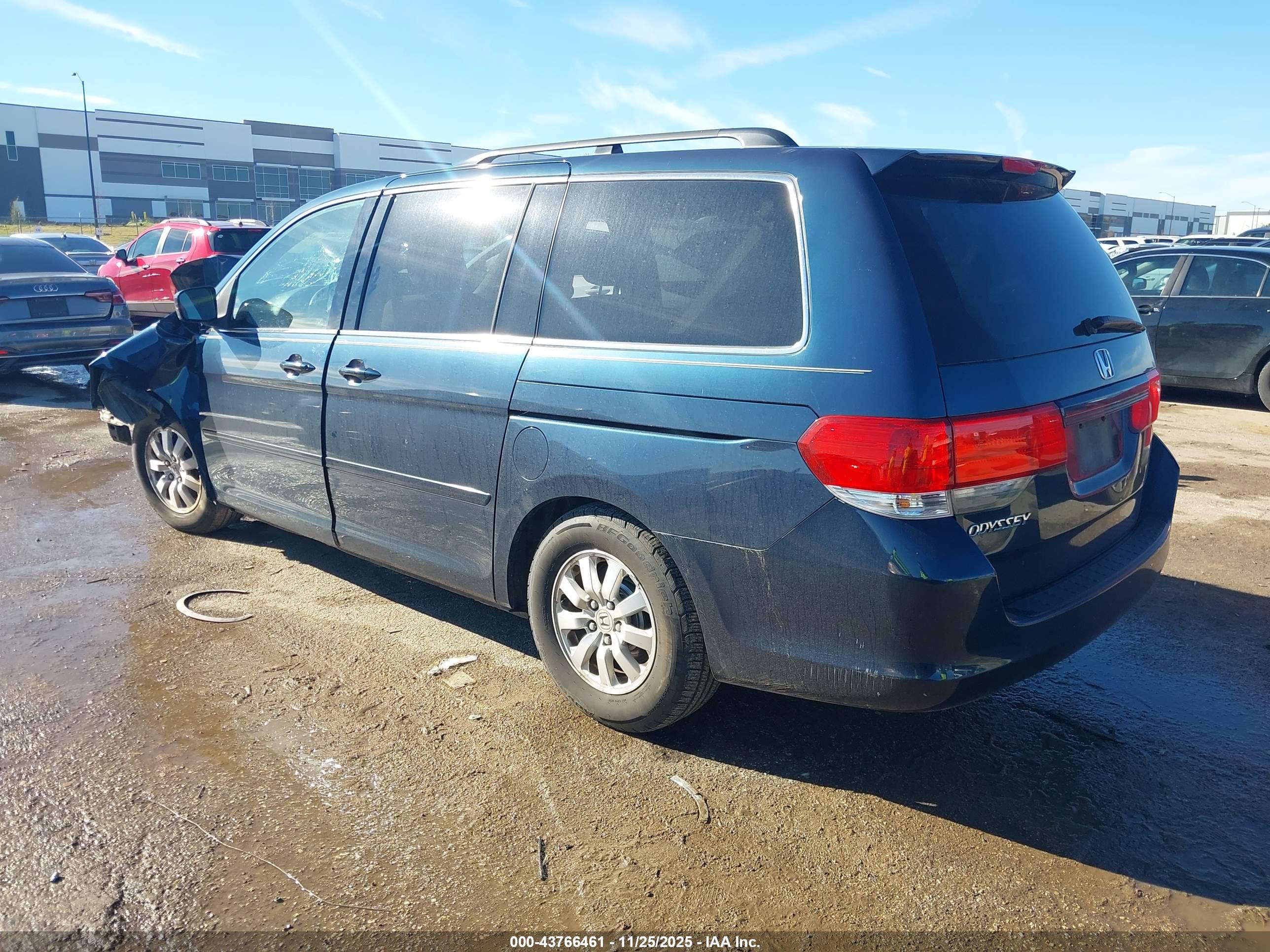 HONDA ODYSSEY image 3