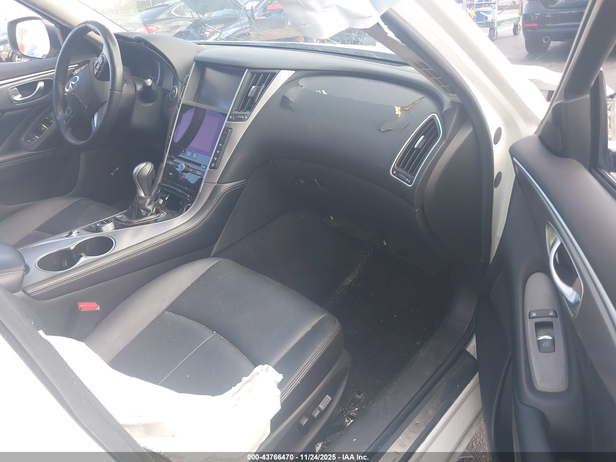 INFINITI Q50 image 5