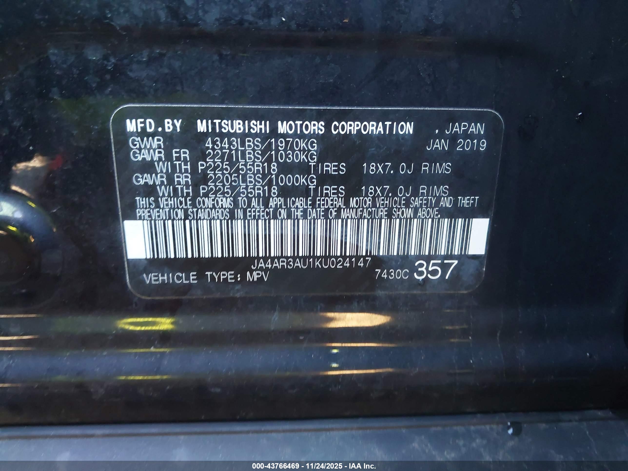 MITSUBISHI OUTLANDER image 9