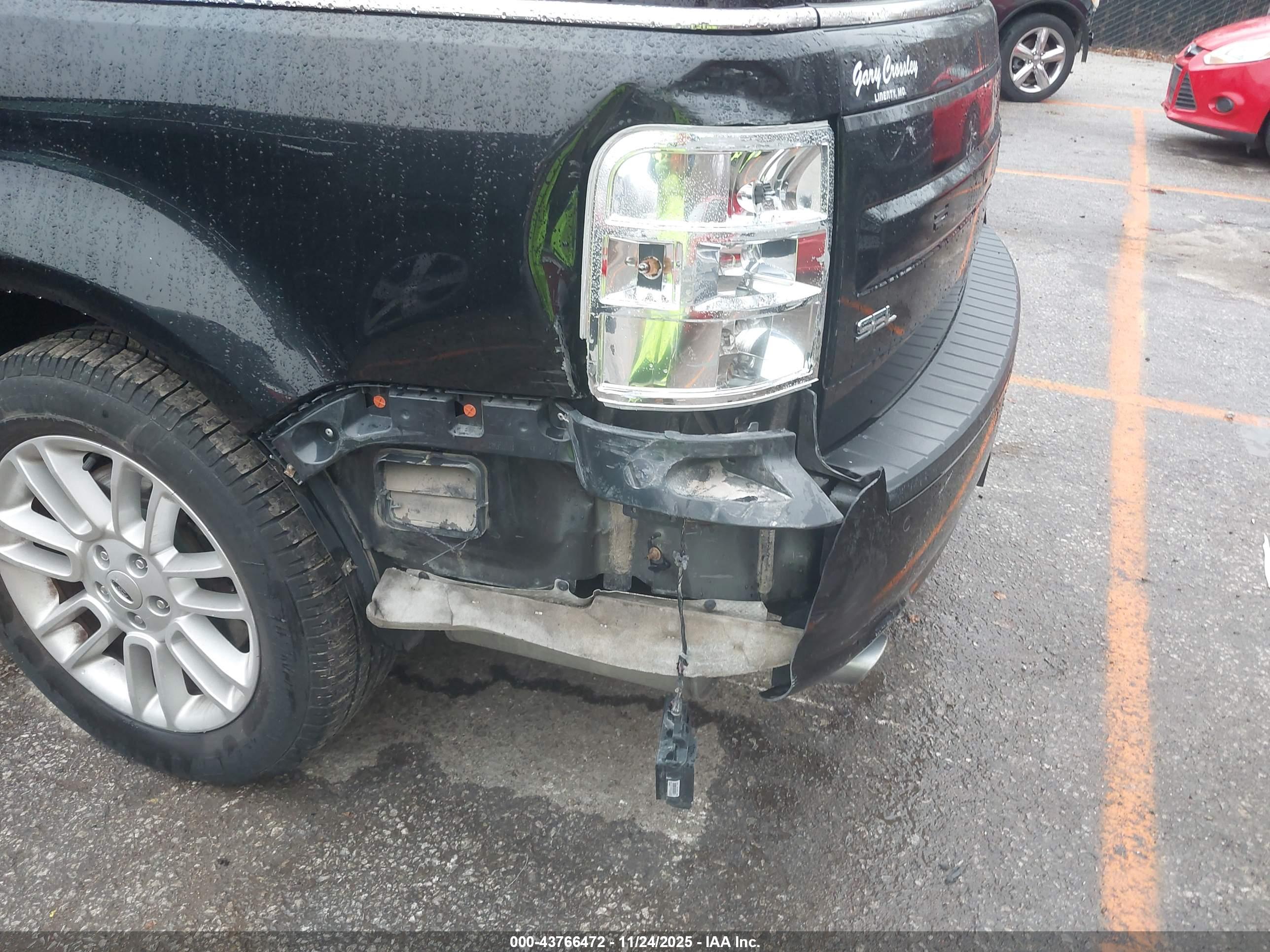 FORD FLEX image 6