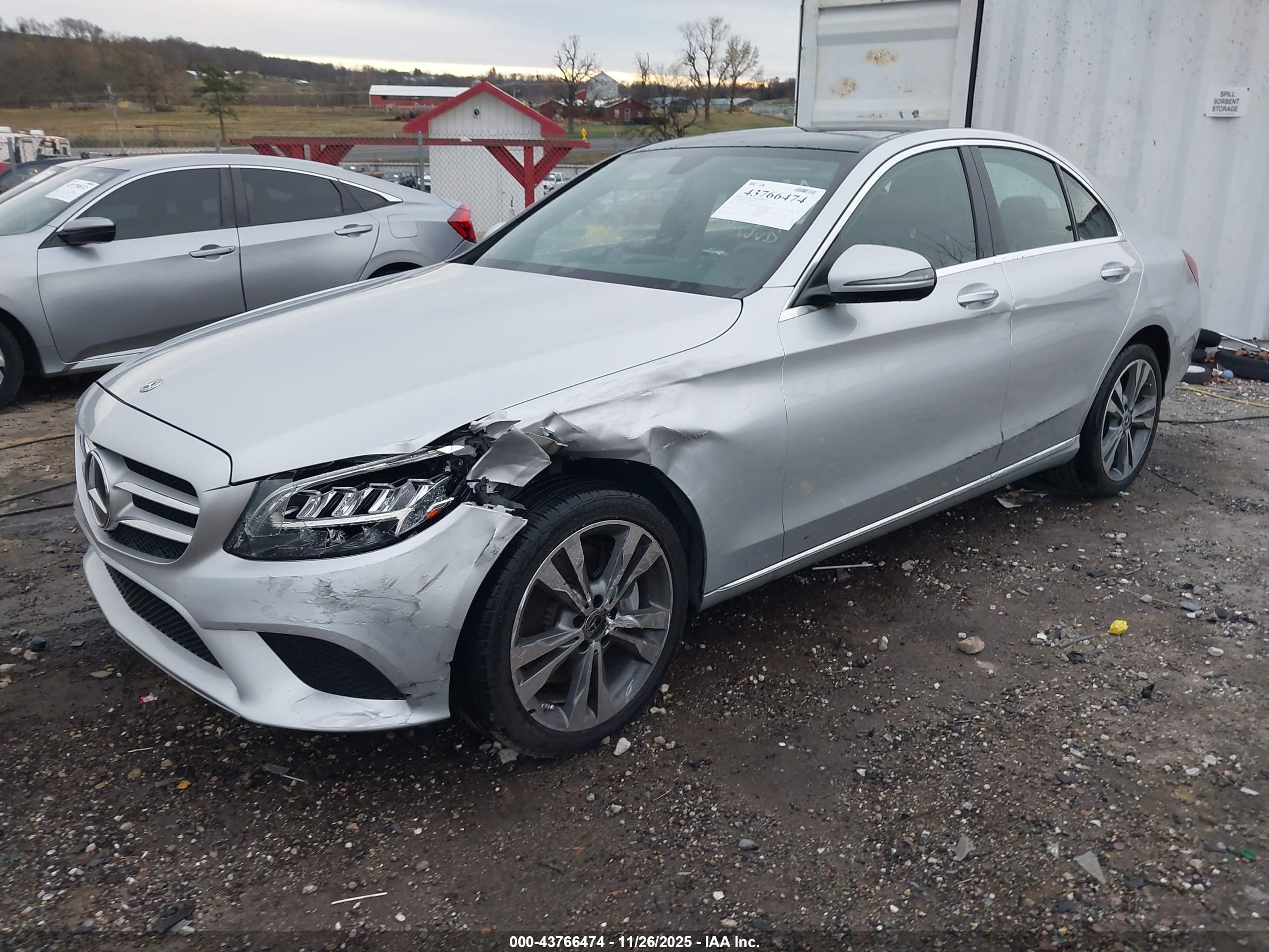 MERCEDES-BENZ C image 2
