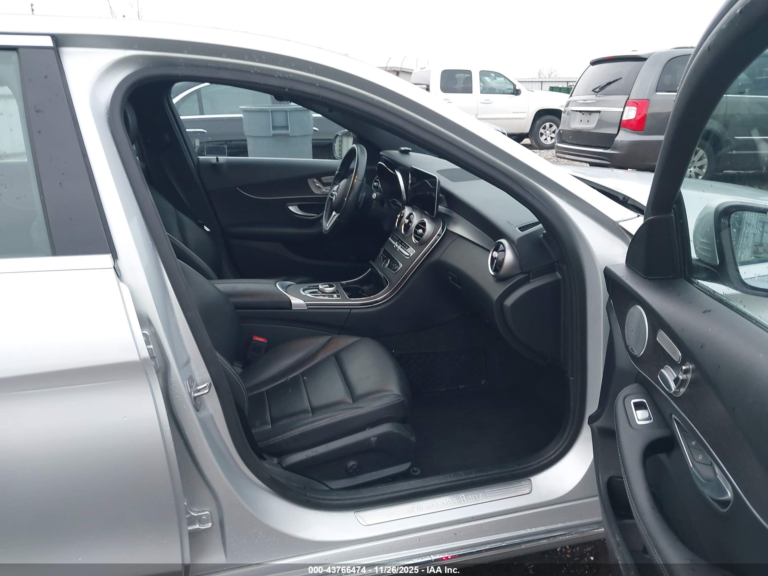 MERCEDES-BENZ C image 5