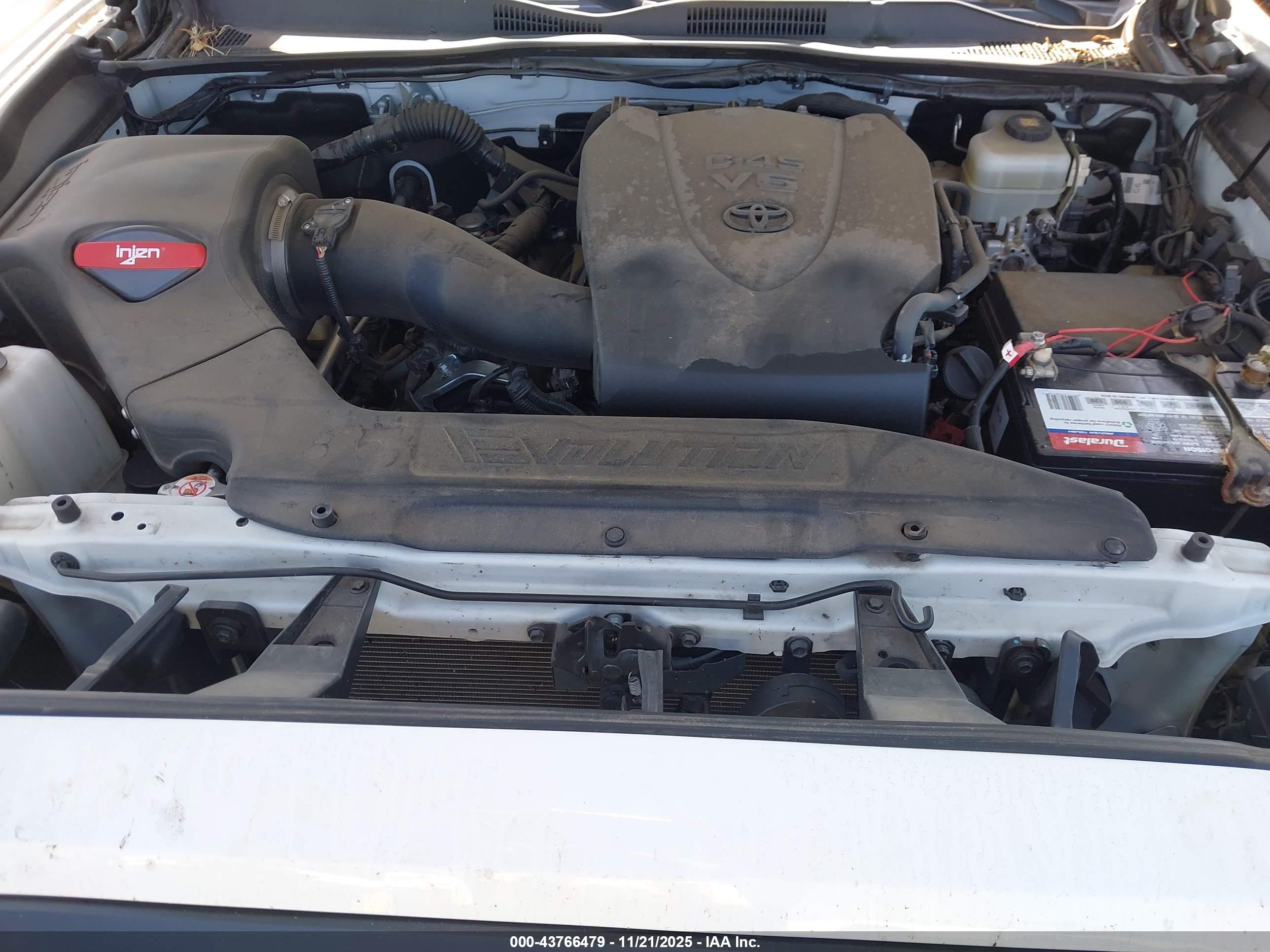 TOYOTA TACOMA image 10