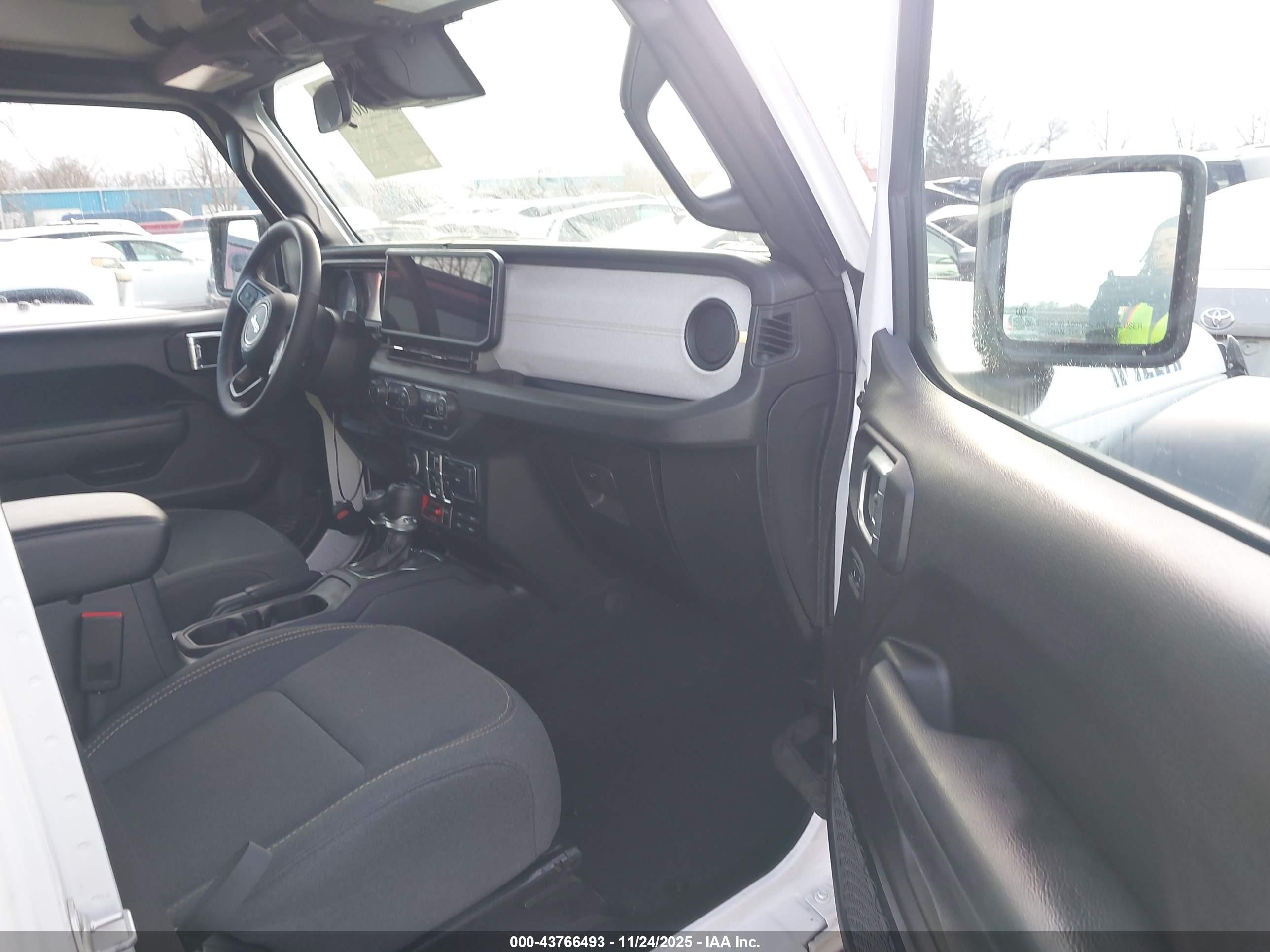 JEEP WRANGLER image 5