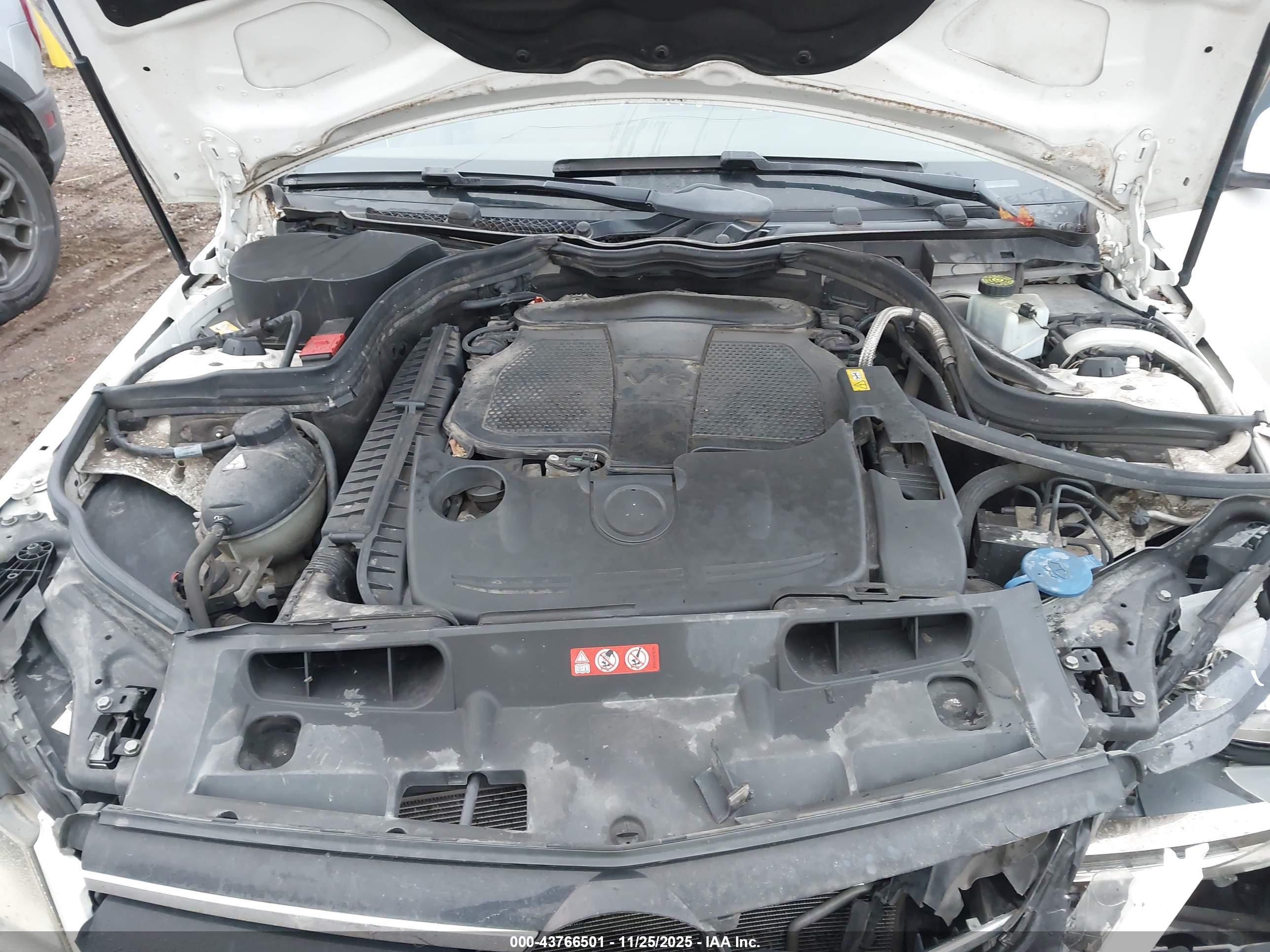 MERCEDES-BENZ C image 10