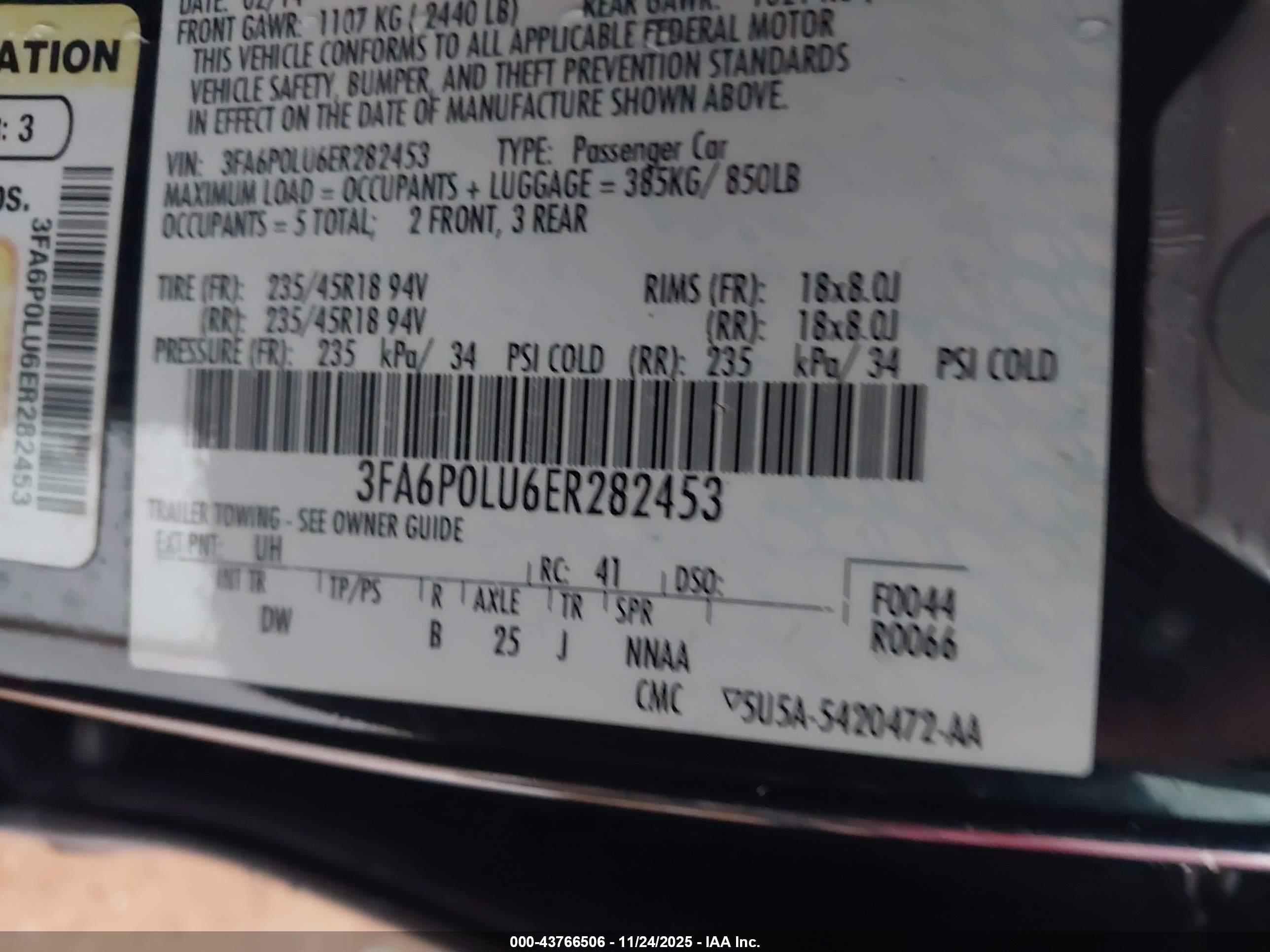 FORD FUSION image 9