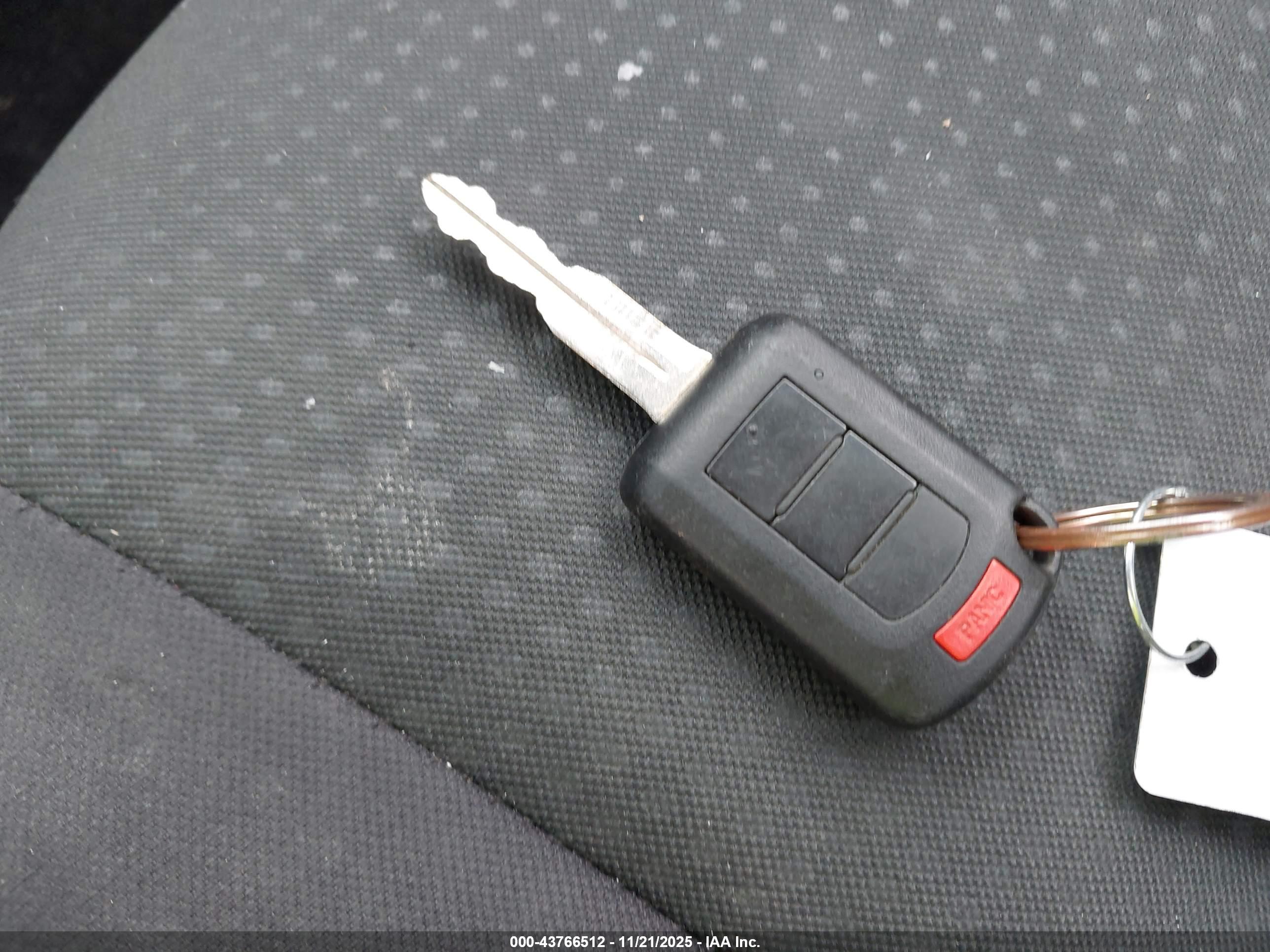 MITSUBISHI MIRAGE image 11