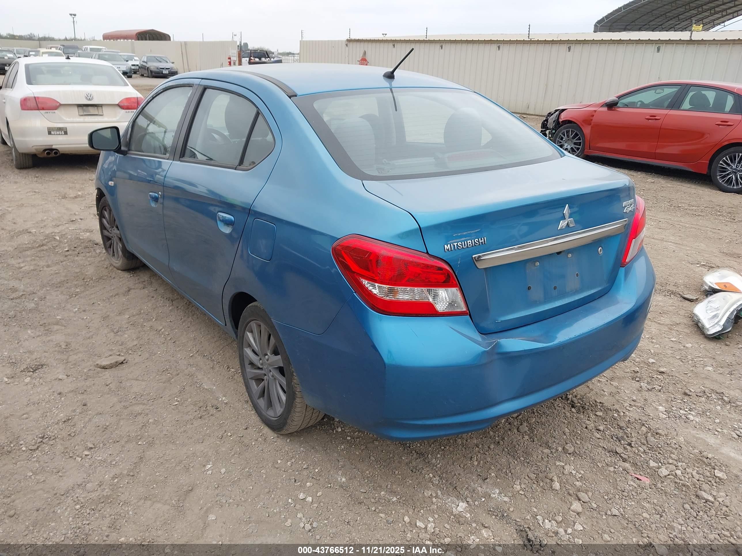 MITSUBISHI MIRAGE image 3