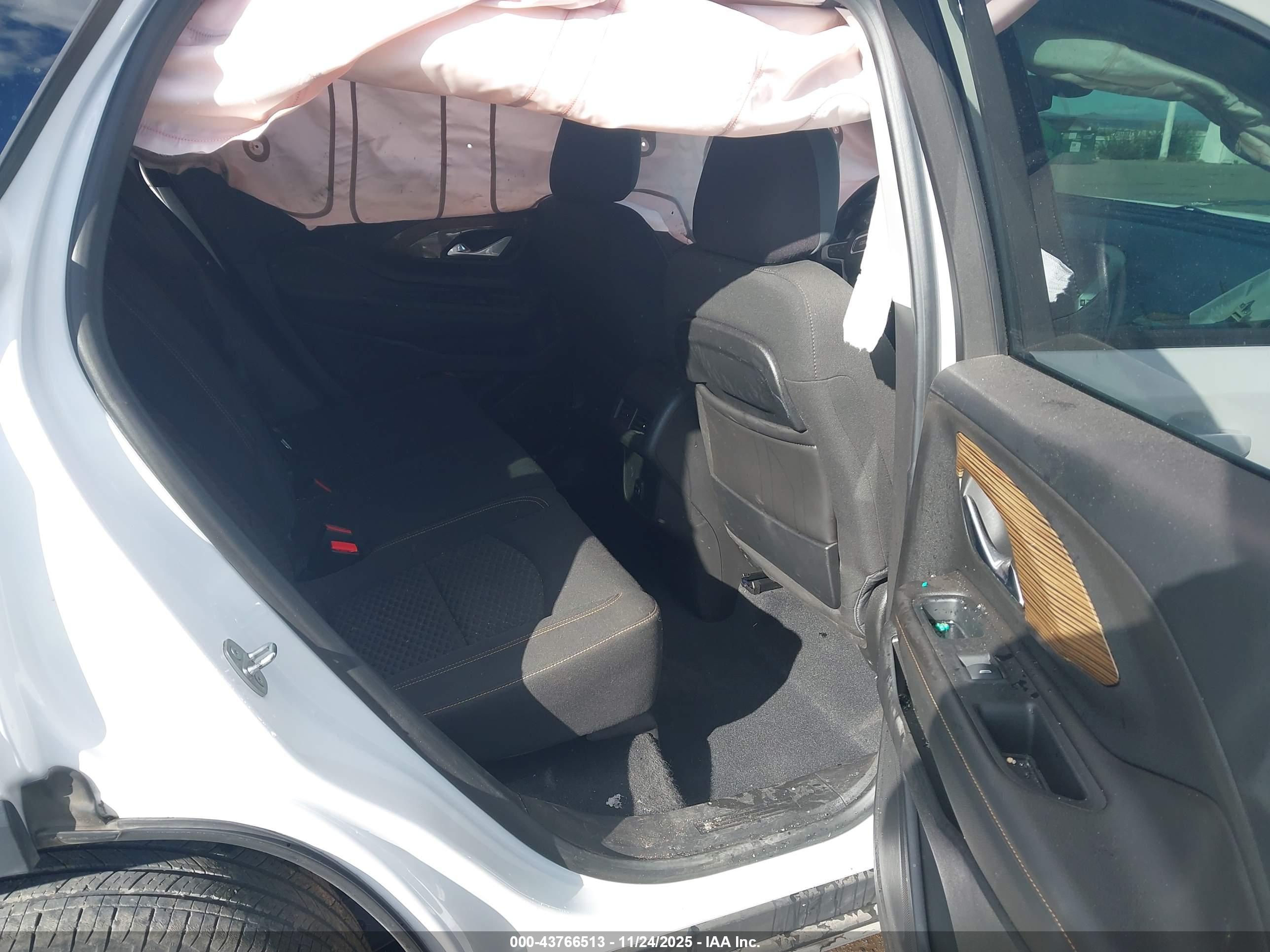 GMC TERRAIN image 8