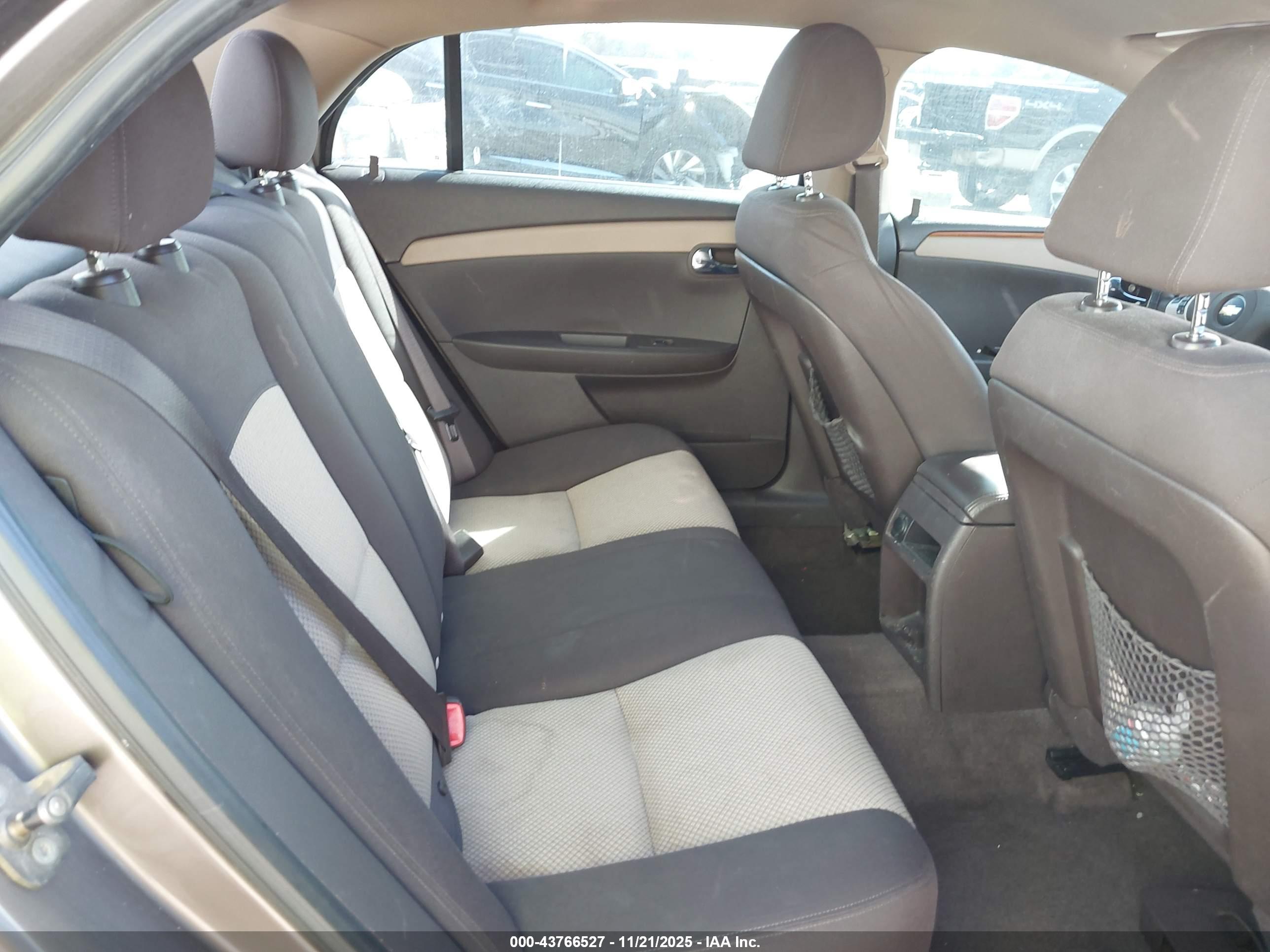 CHEVROLET MALIBU image 8
