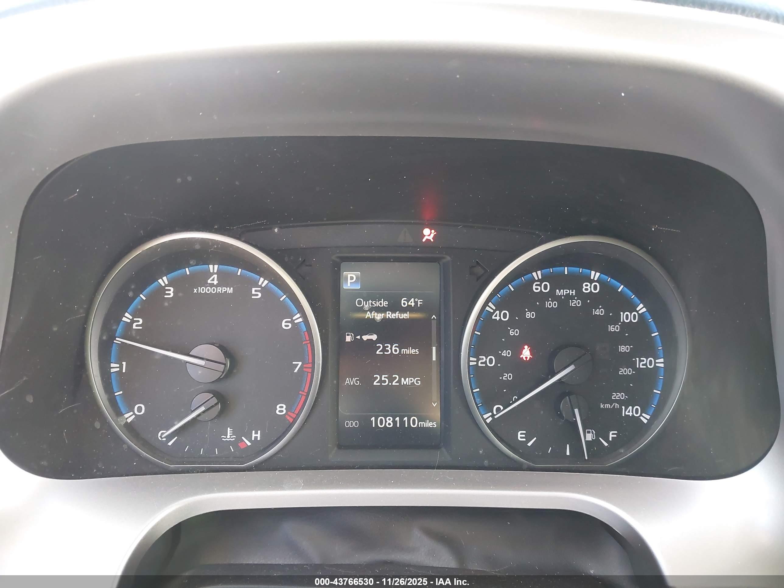 TOYOTA RAV4 image 7