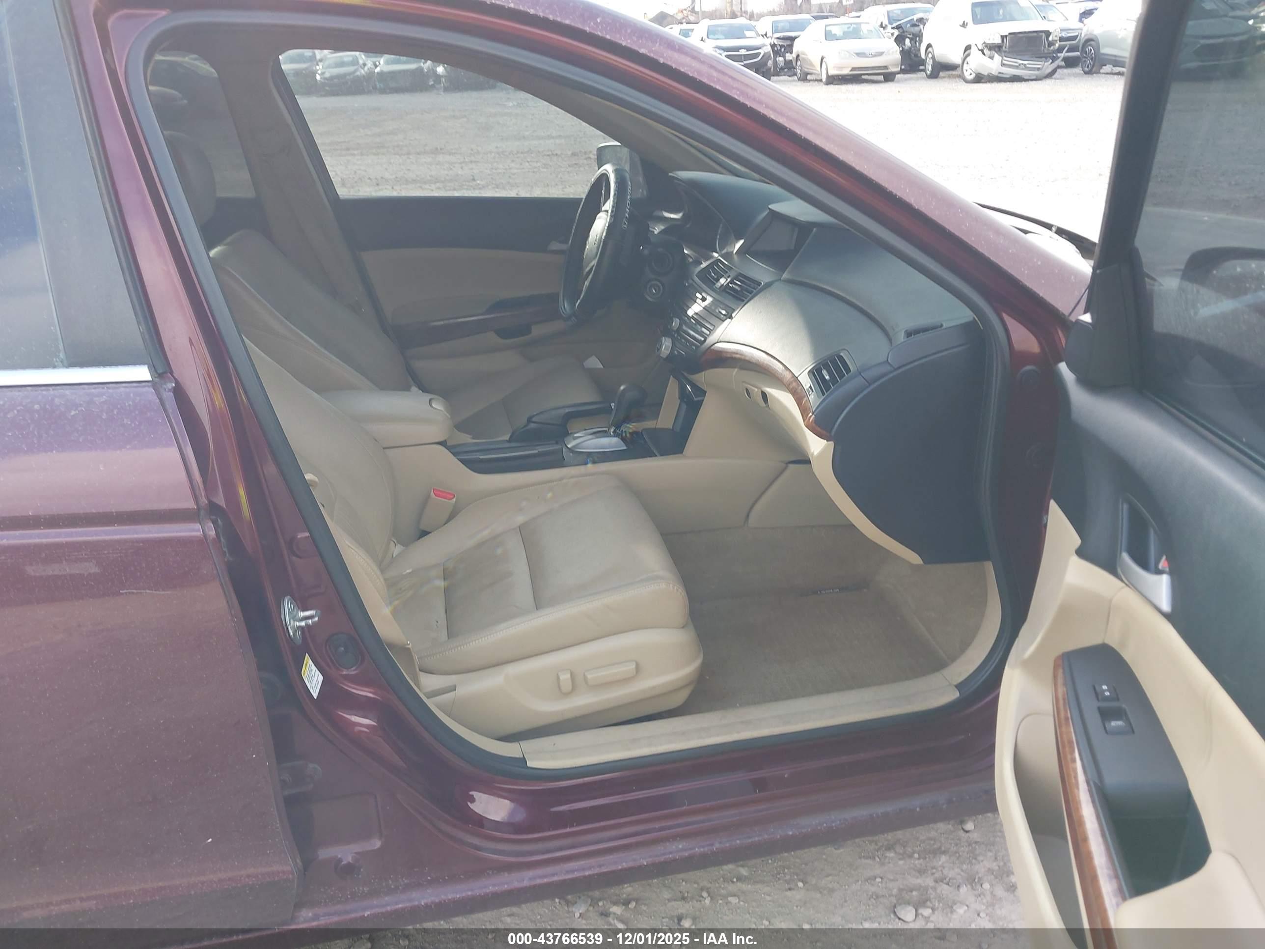 HONDA ACCORD image 5