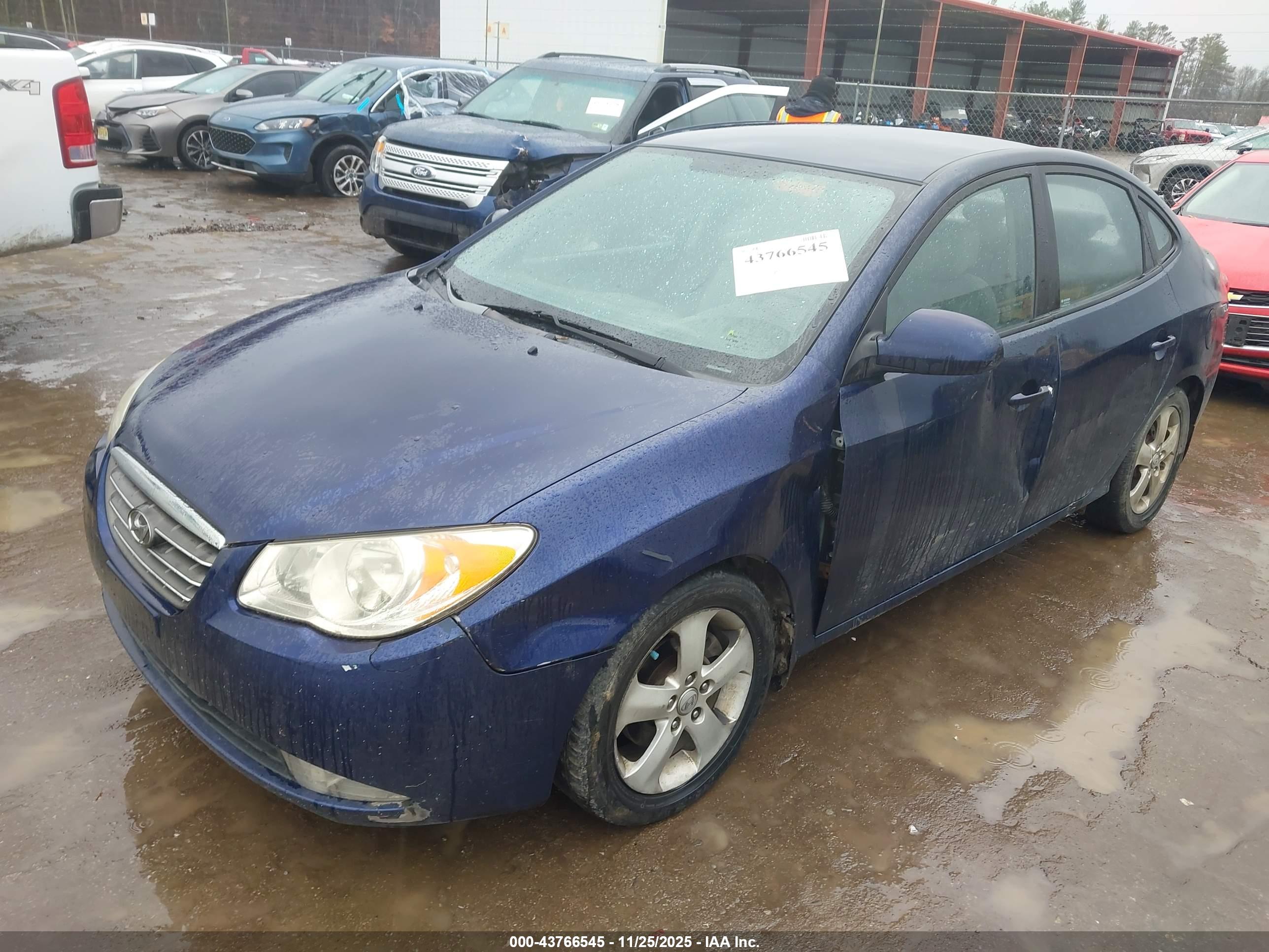 HYUNDAI ELANTRA image 2
