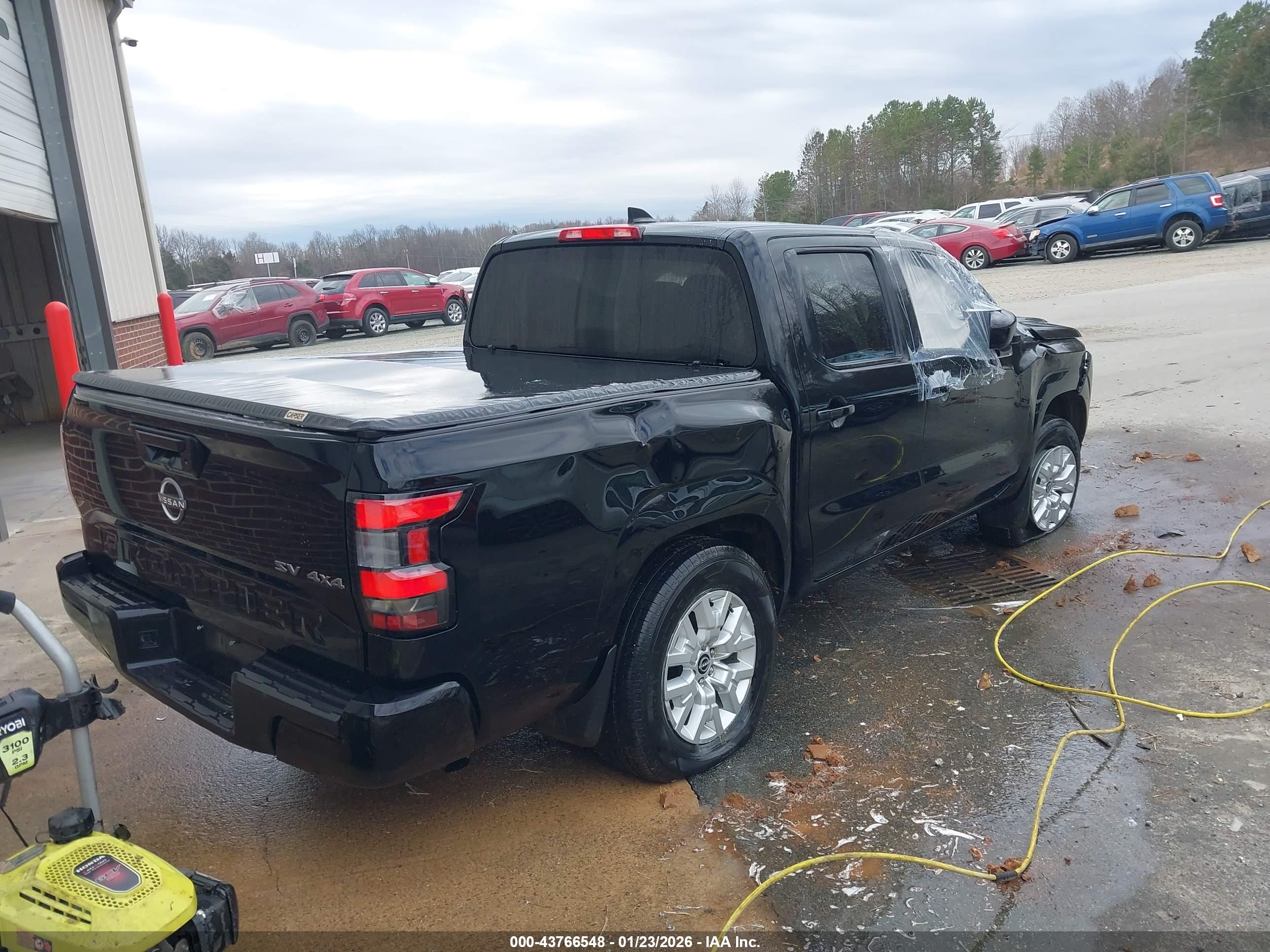 NISSAN FRONTIER image 4