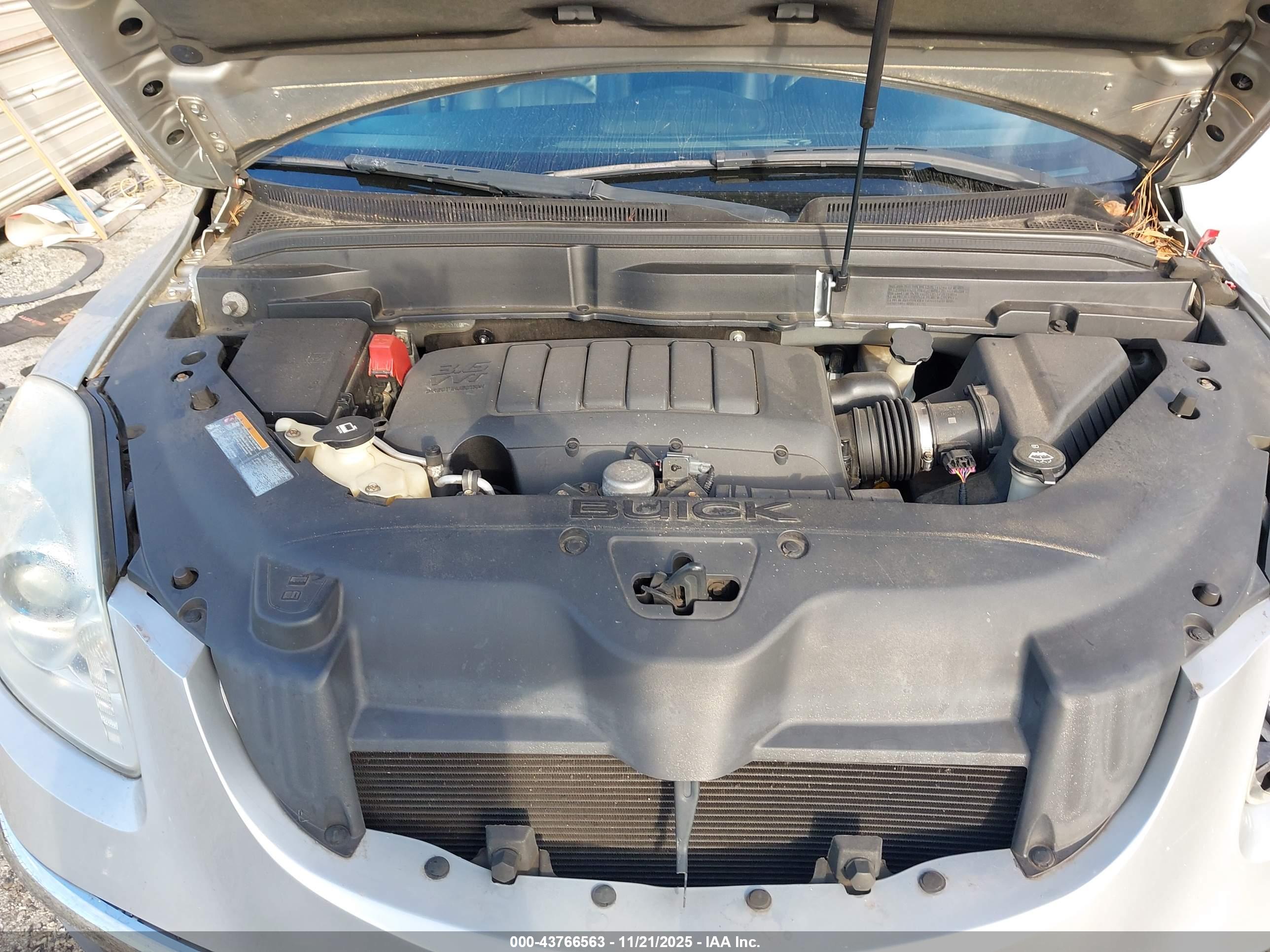 BUICK ENCLAVE image 10