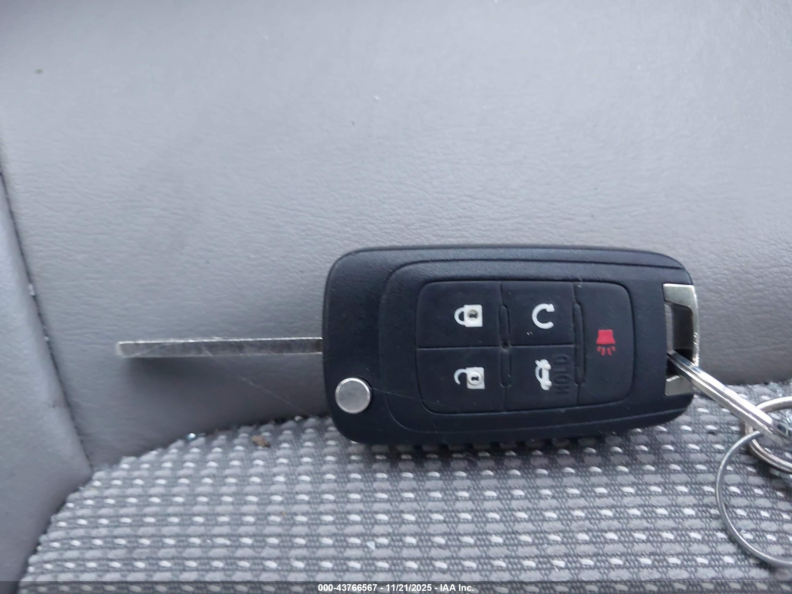 BUICK VERANO image 11