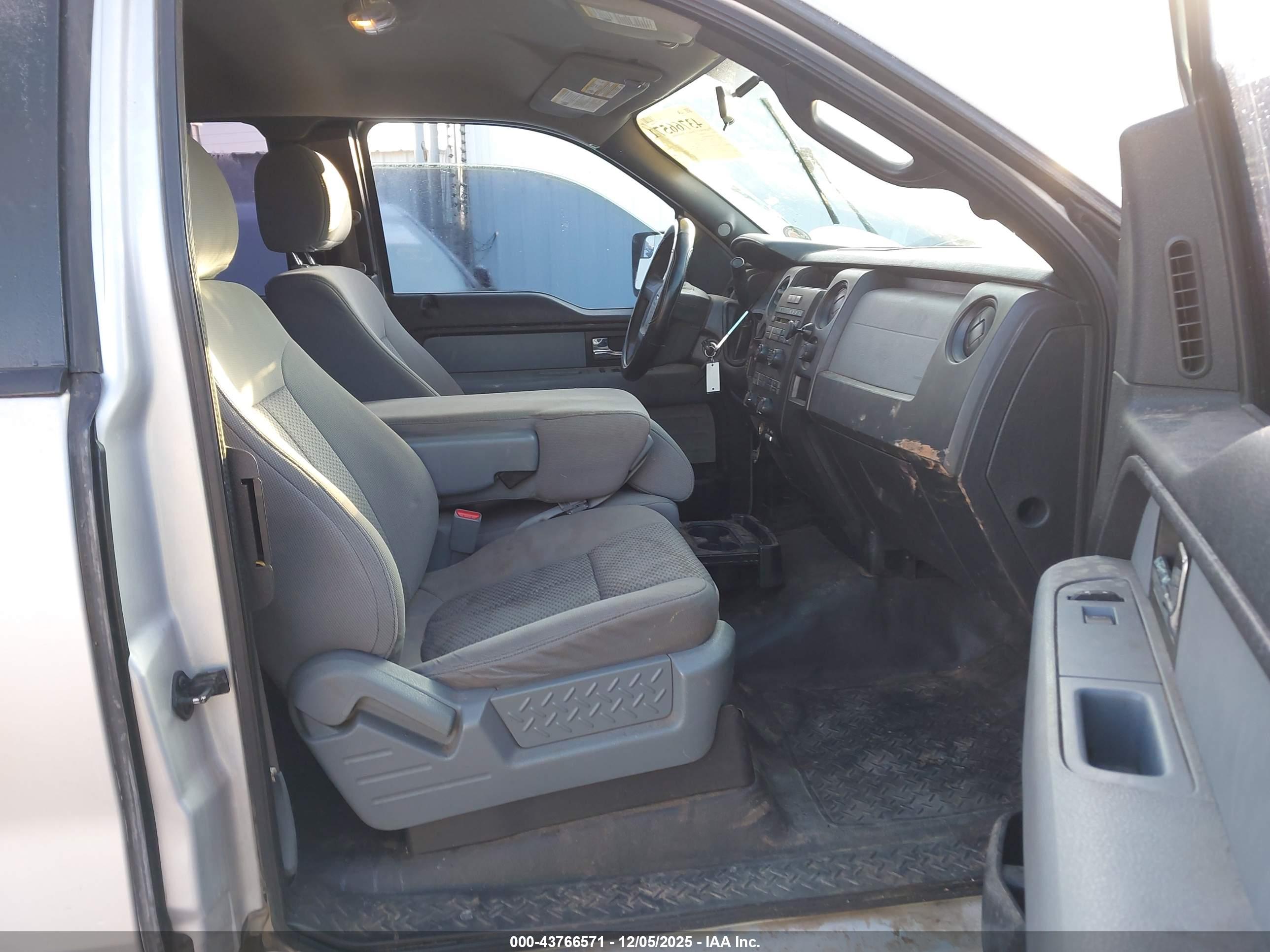 FORD F-150 image 5