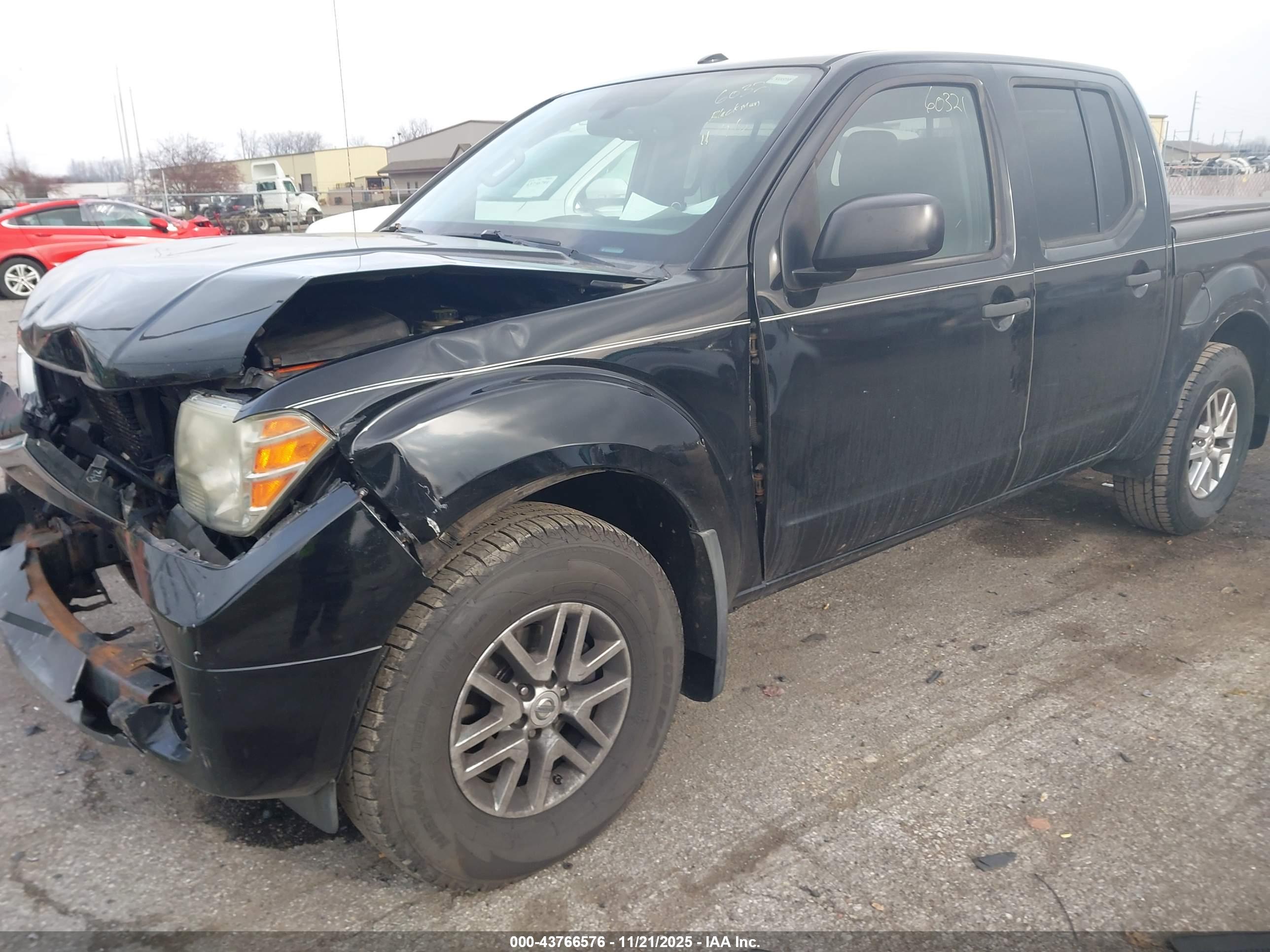NISSAN FRONTIER image 2
