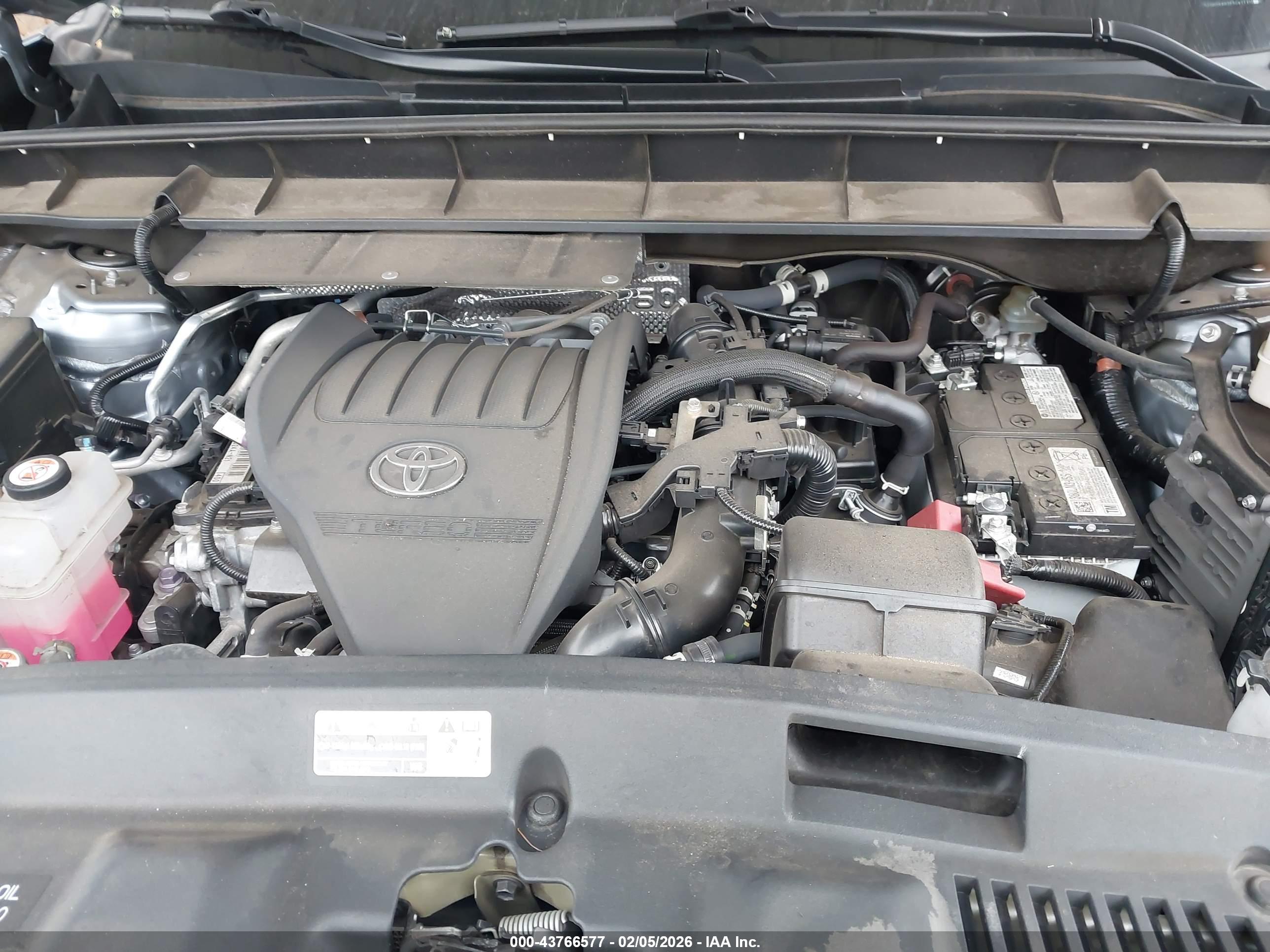 TOYOTA HIGHLANDER image 10