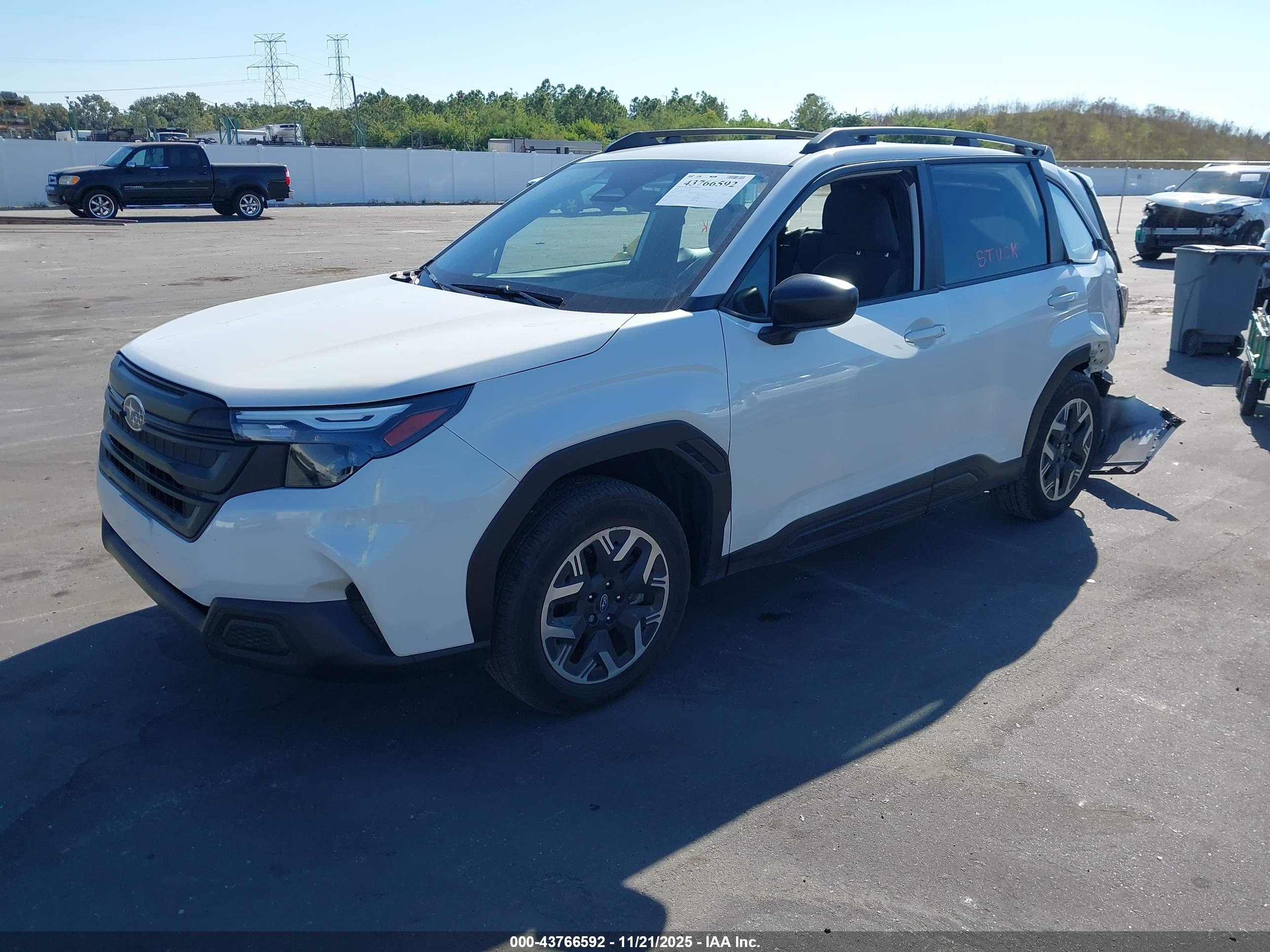 SUBARU FORESTER image 2