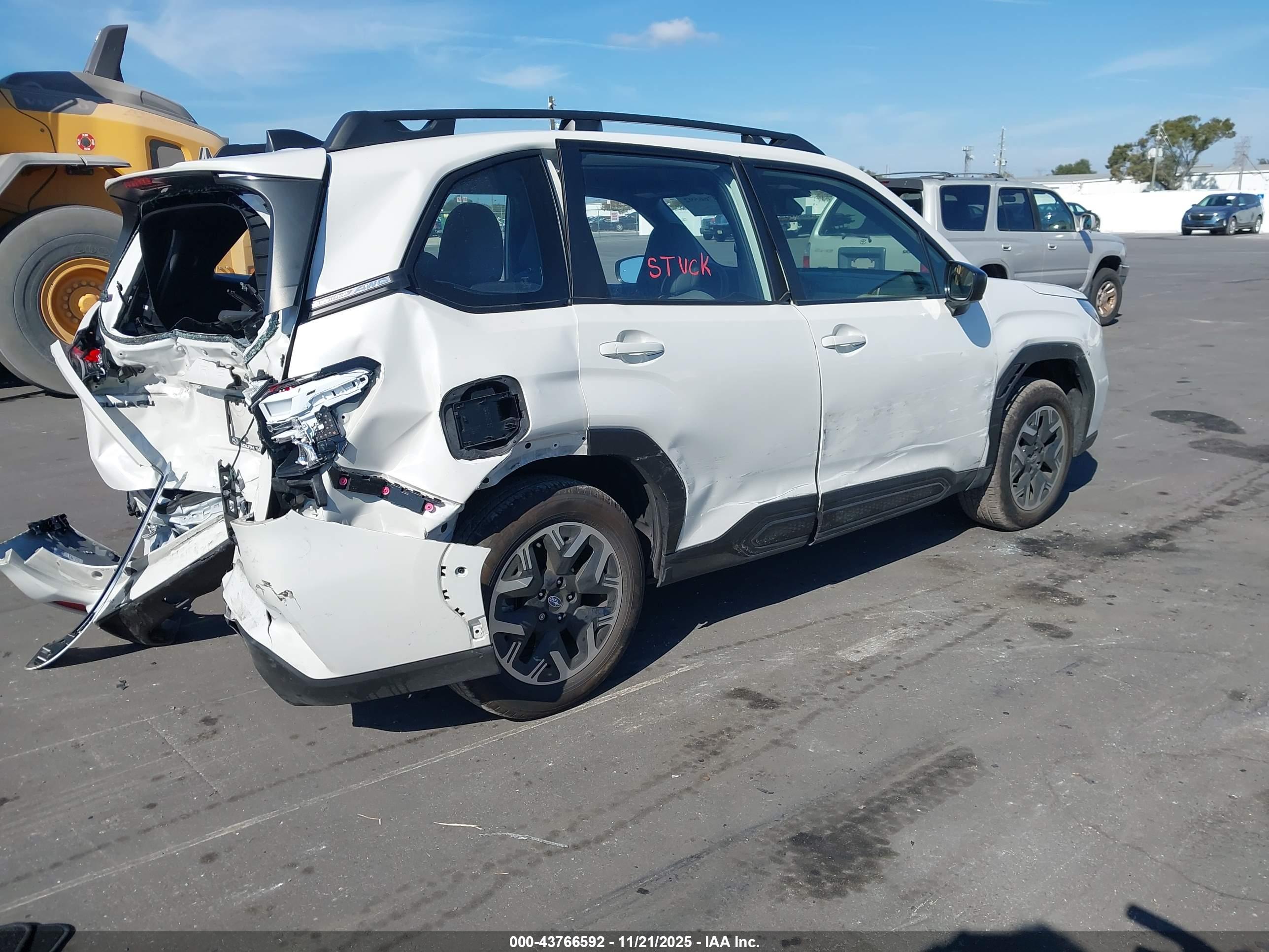 SUBARU FORESTER image 4