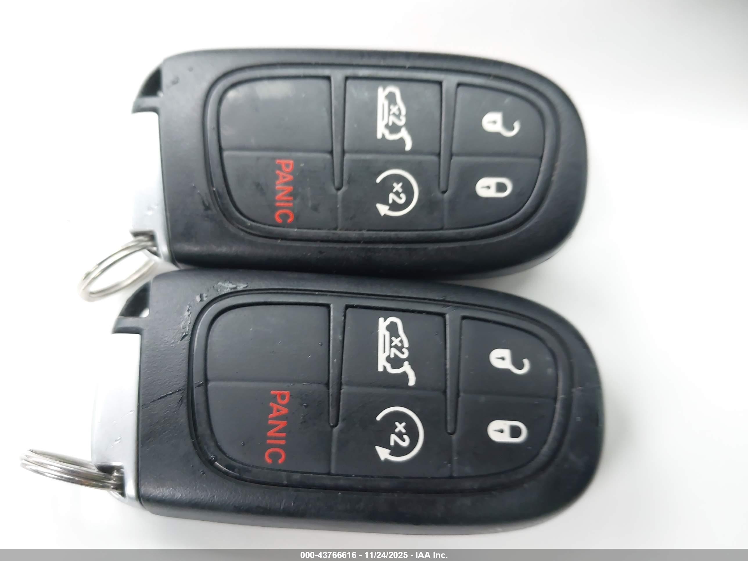 JEEP CHEROKEE image 11