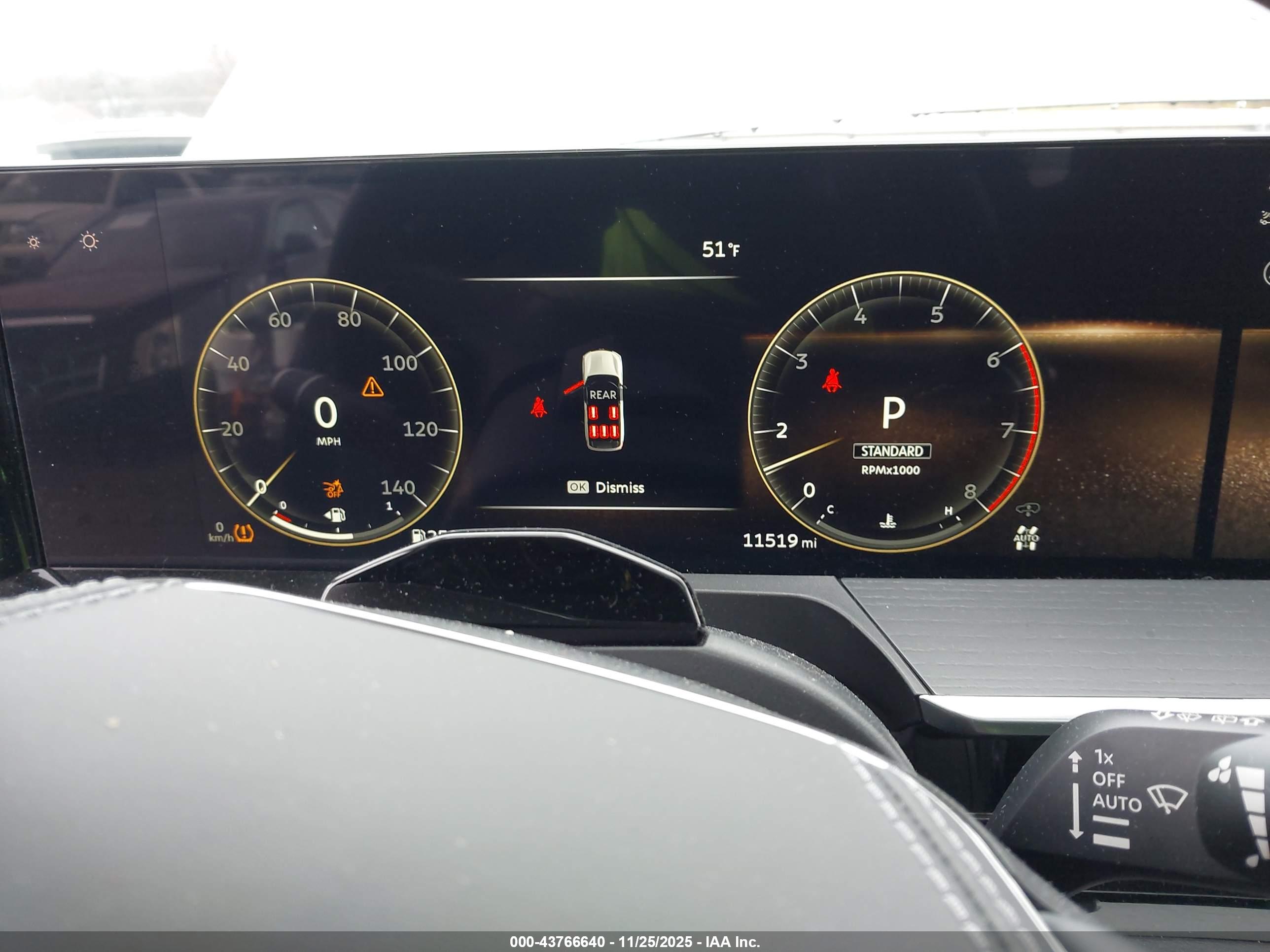 INFINITI QX80 image 7