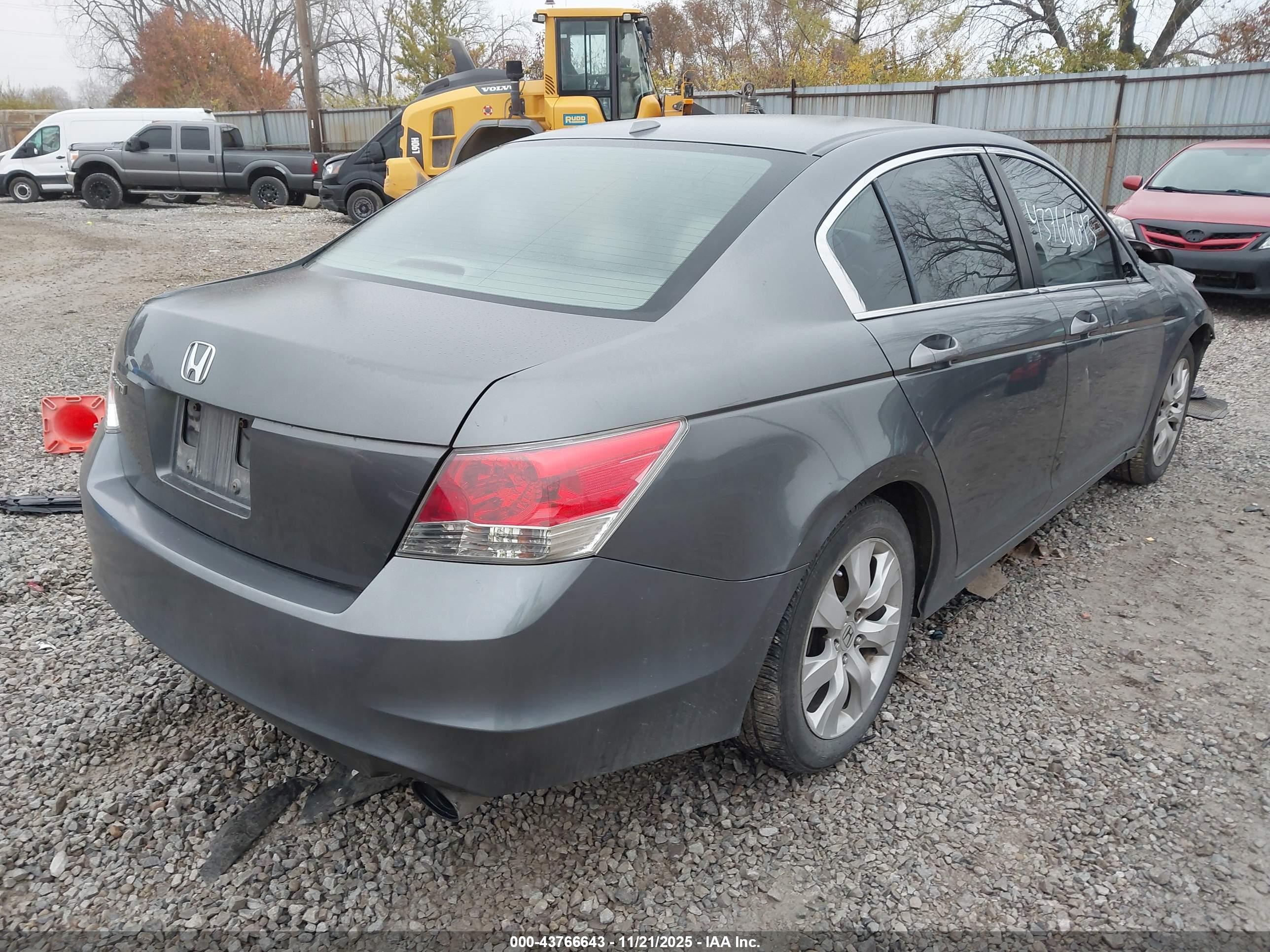HONDA ACCORD image 4