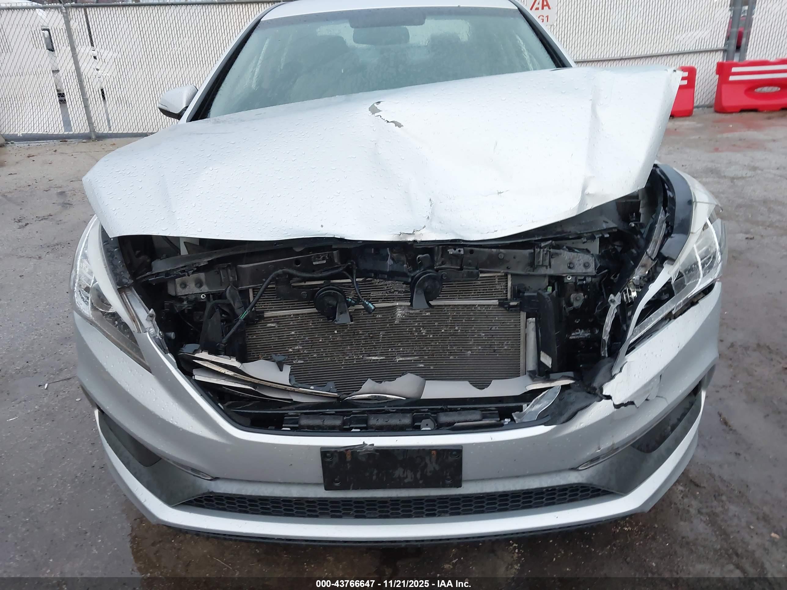 HYUNDAI SONATA image 6