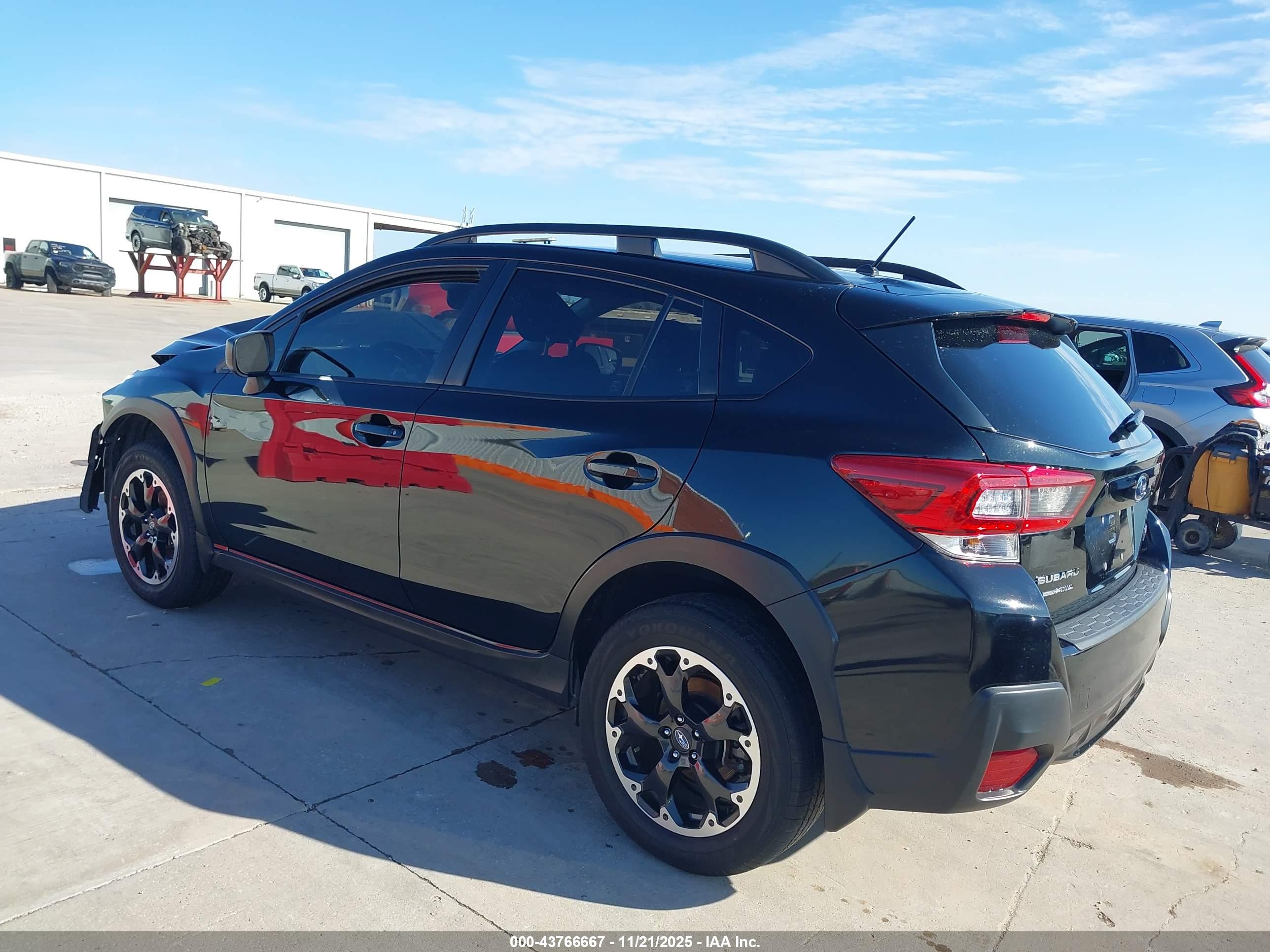 SUBARU CROSSTREK image 3