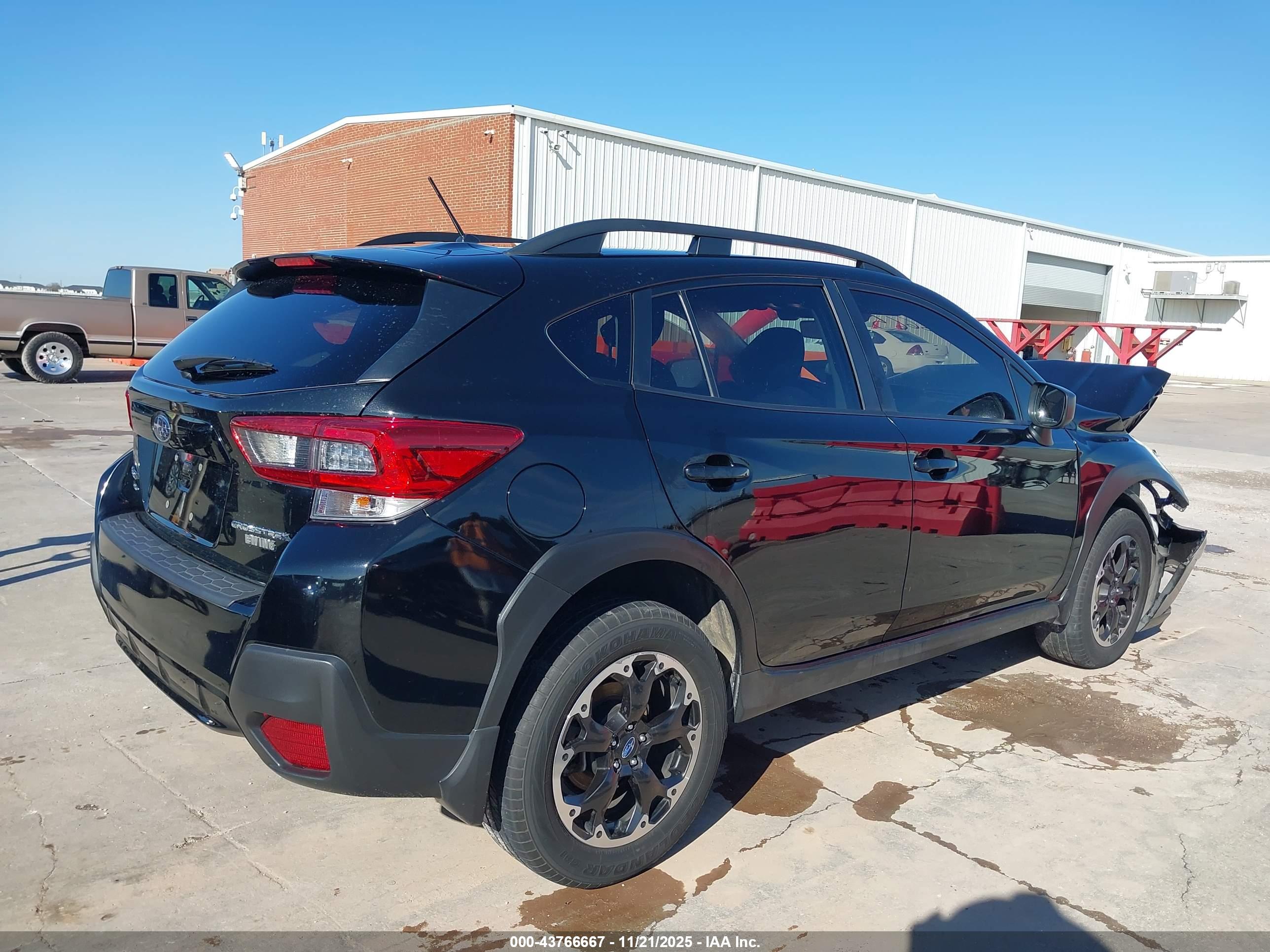 SUBARU CROSSTREK image 4