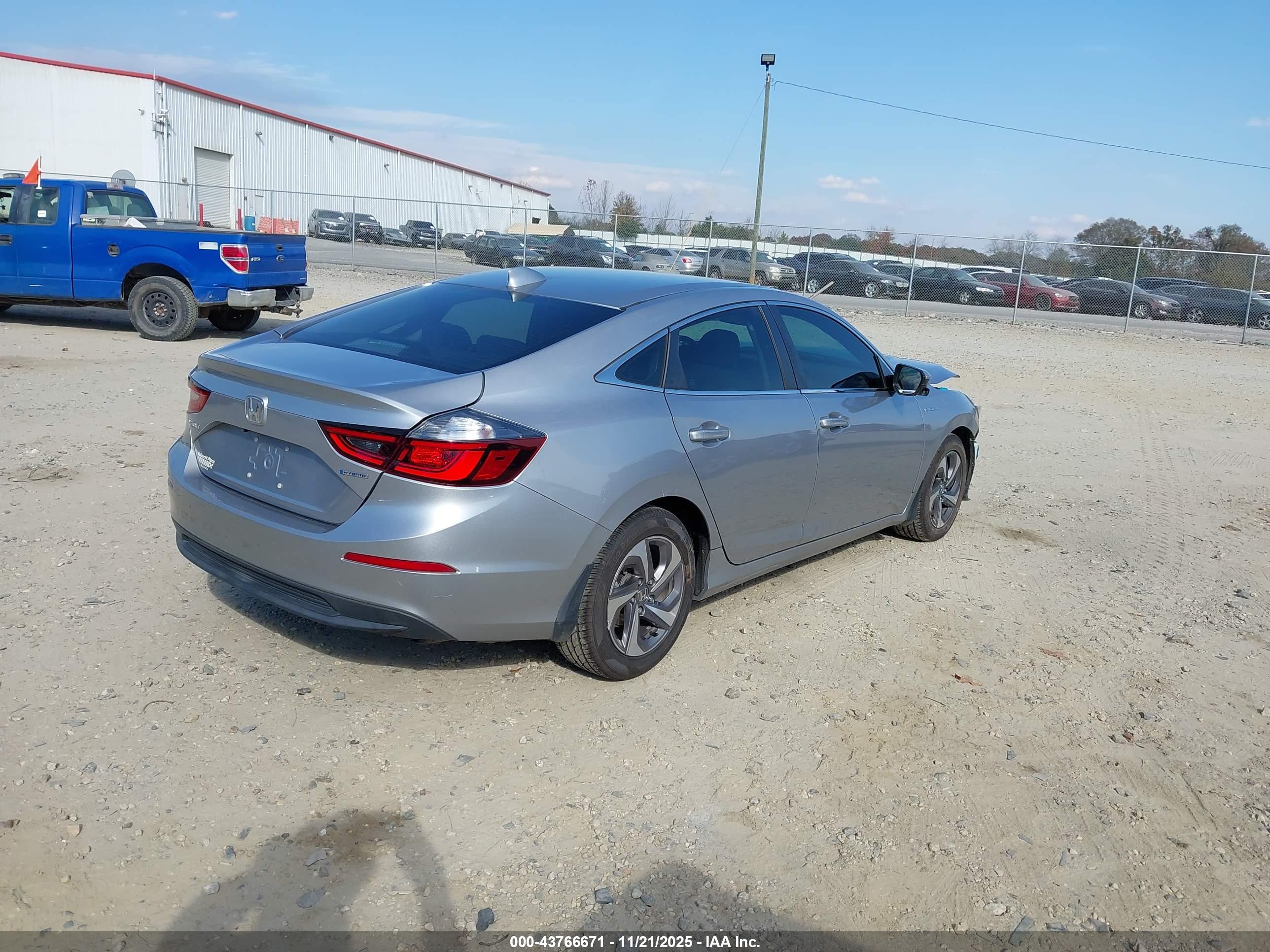 HONDA INSIGHT image 4