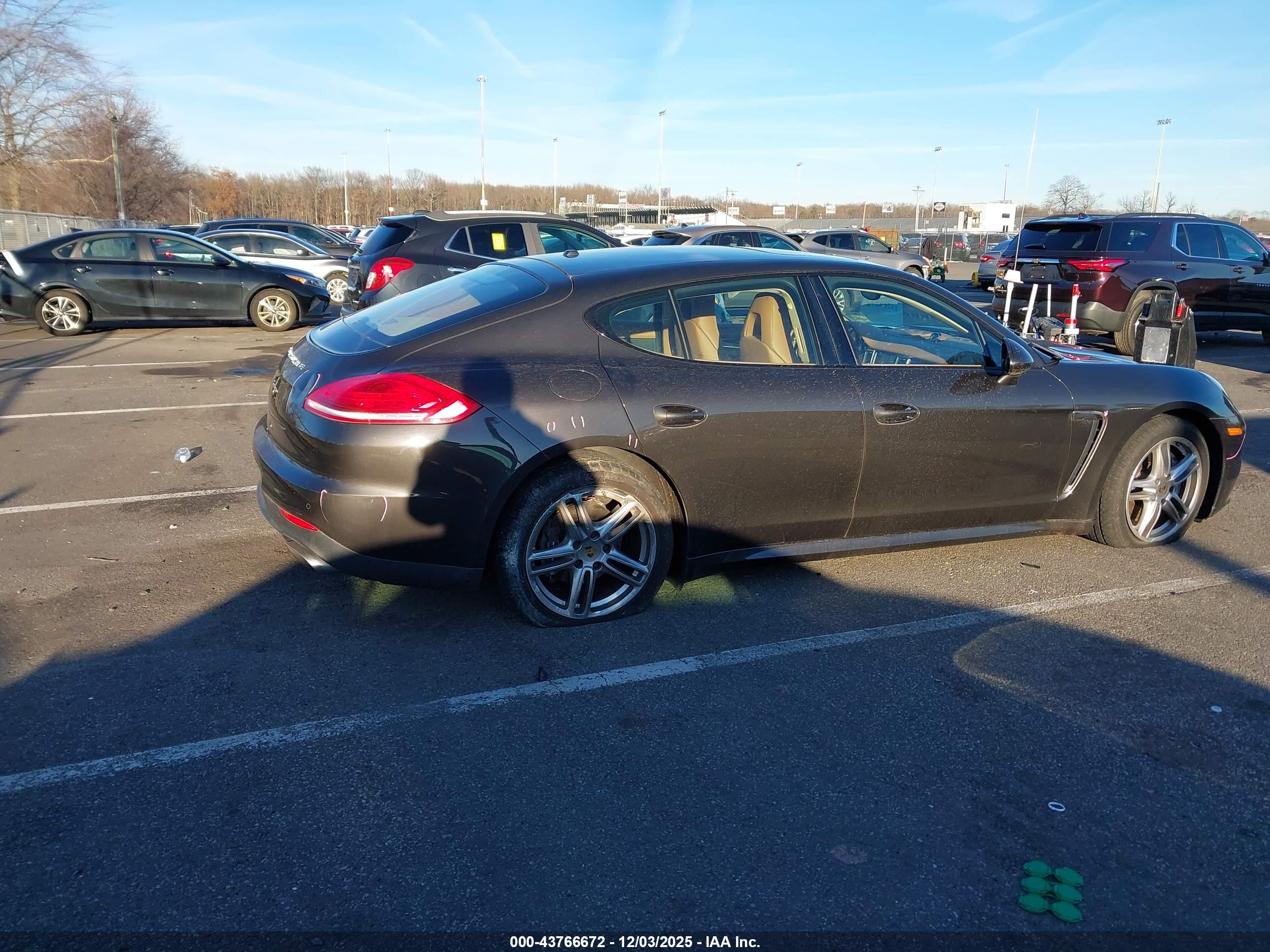 PORSCHE PANAMERA image 4