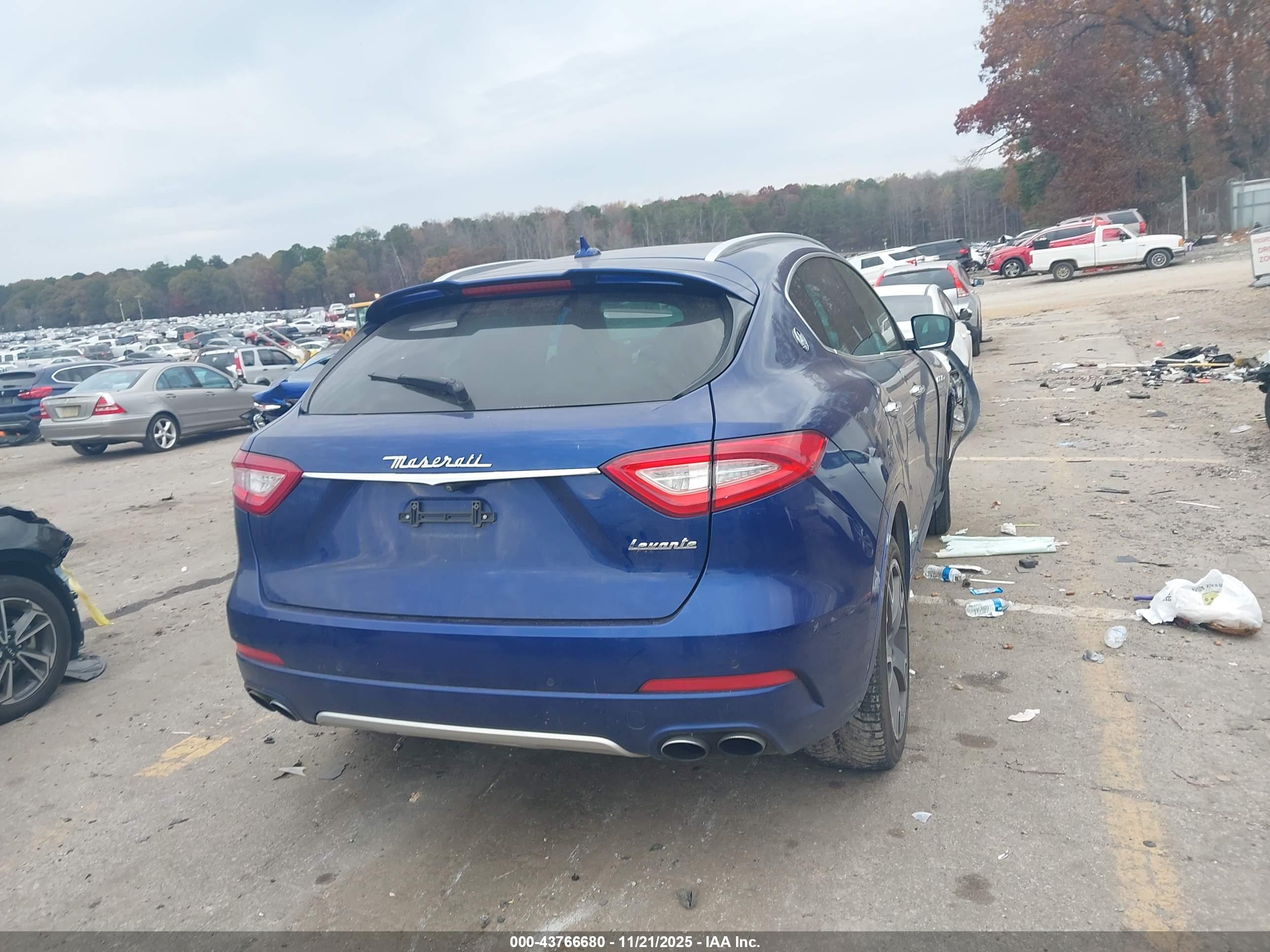 MASERATI LEVANTE image 4