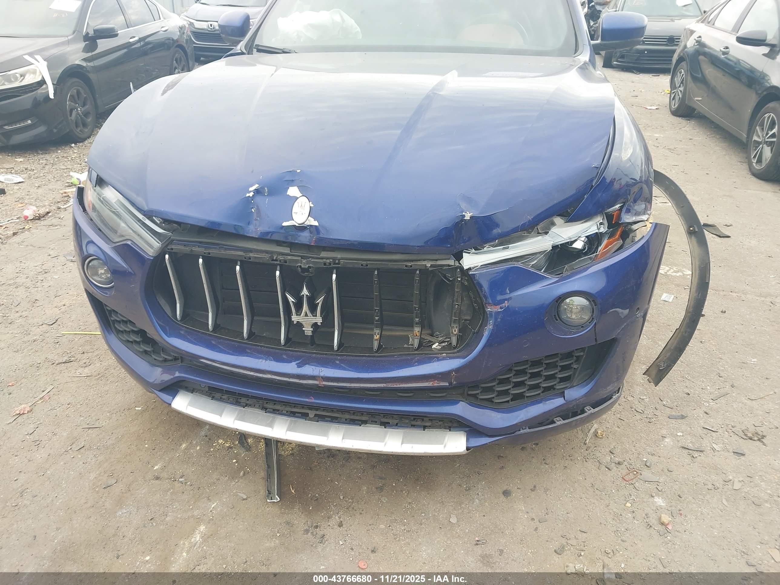 MASERATI LEVANTE image 6