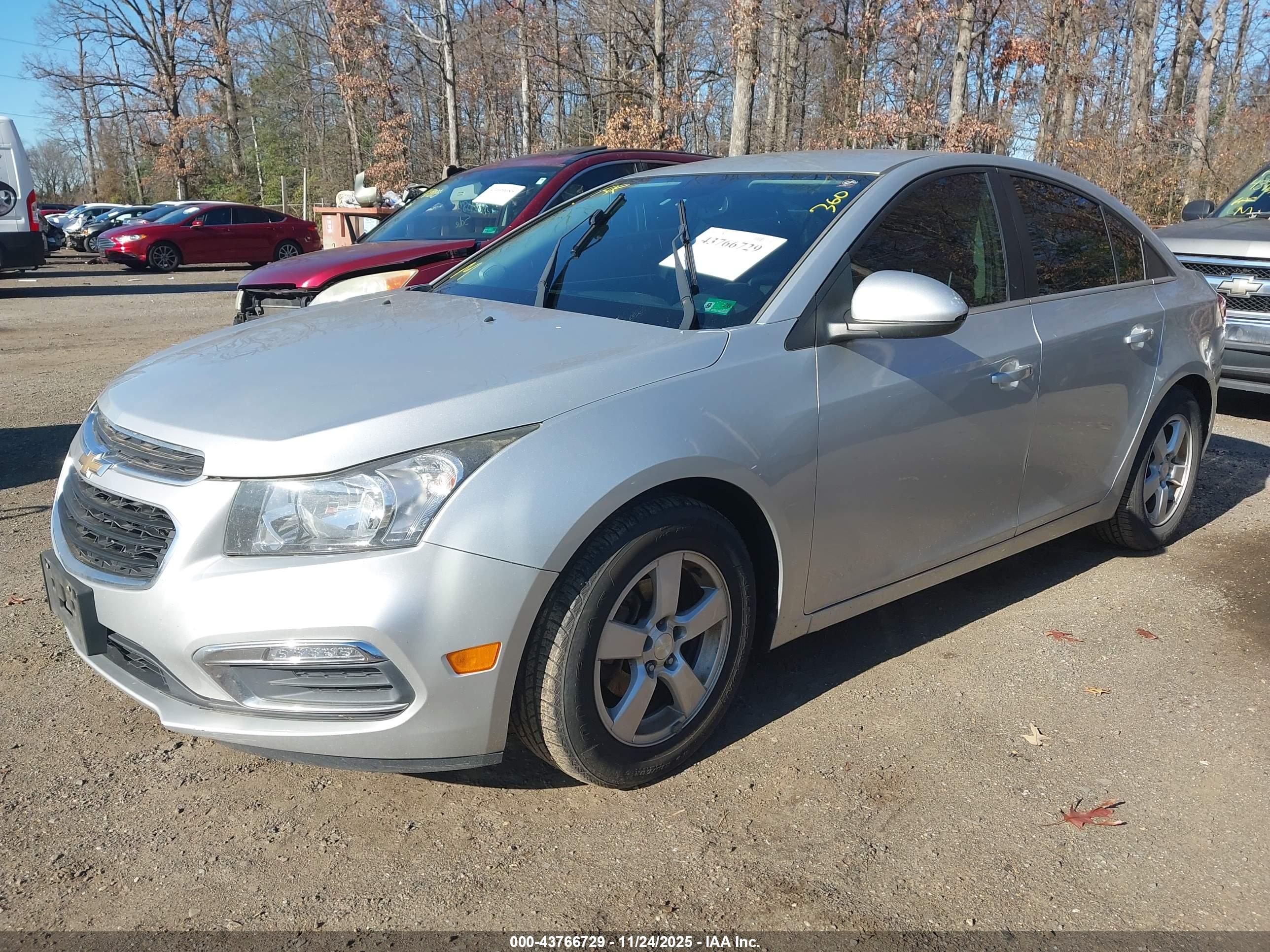 CHEVROLET CRUZE image 2