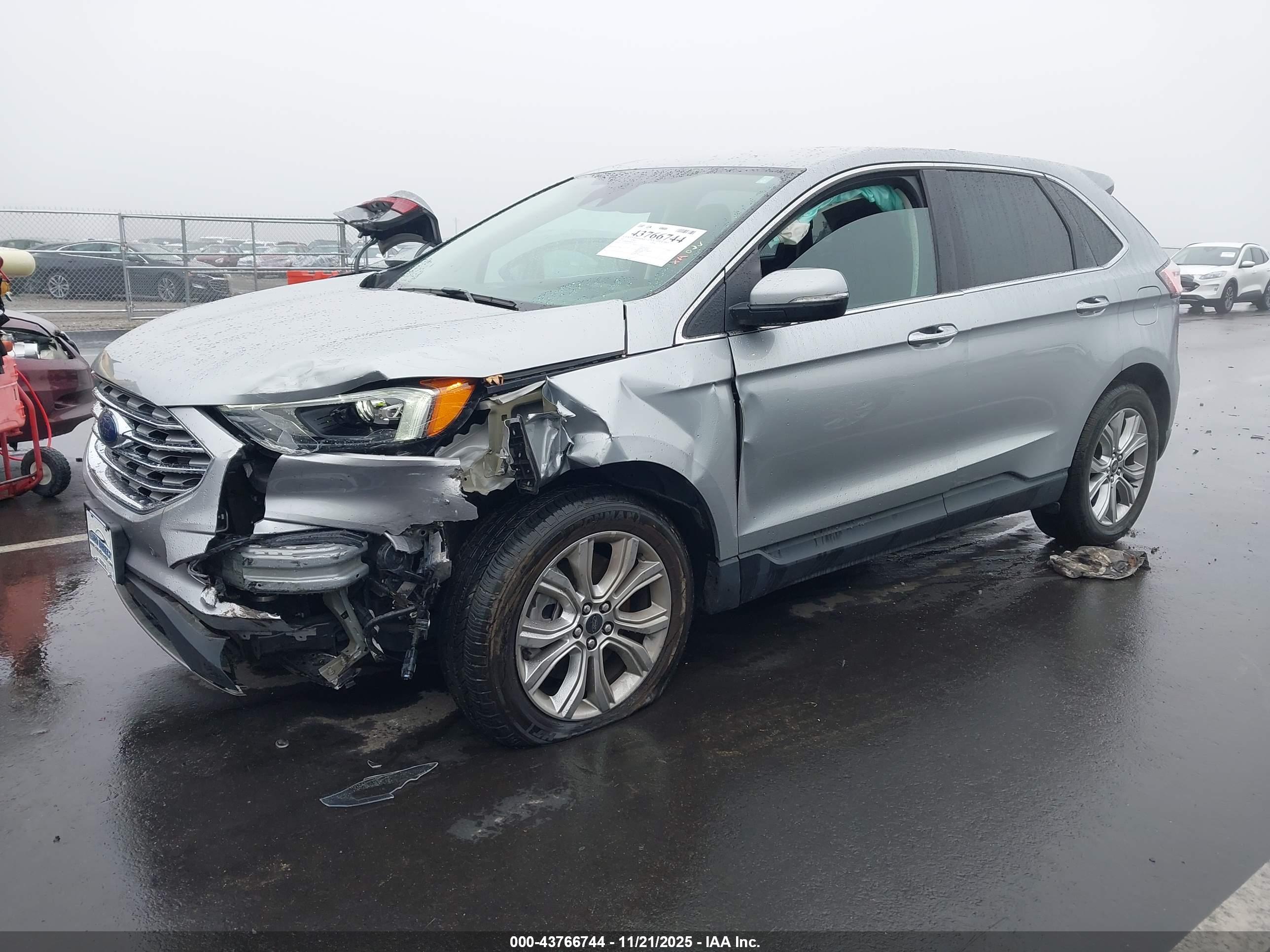 FORD EDGE image 2