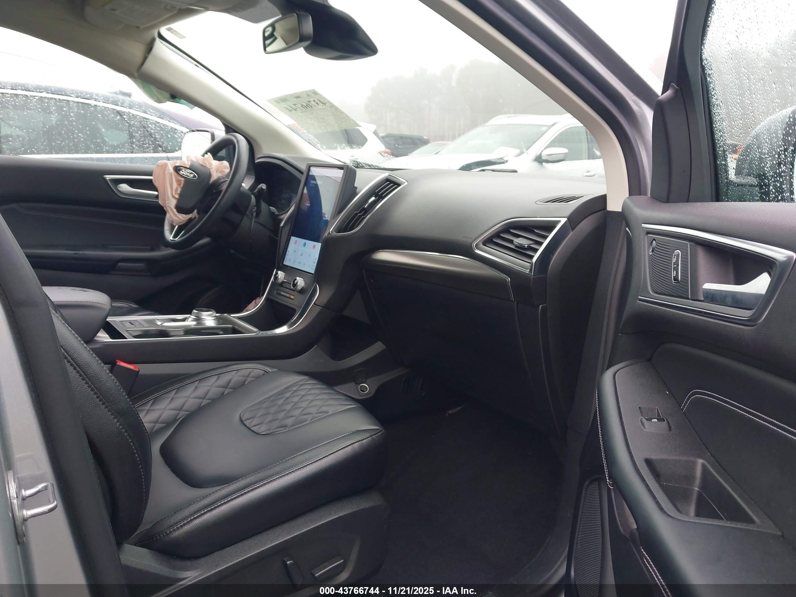 FORD EDGE image 5