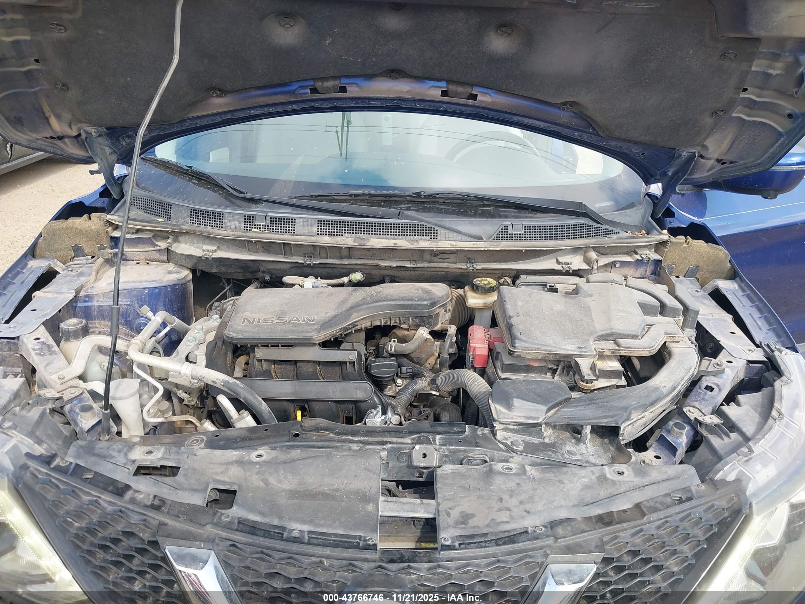 NISSAN ROGUE image 10