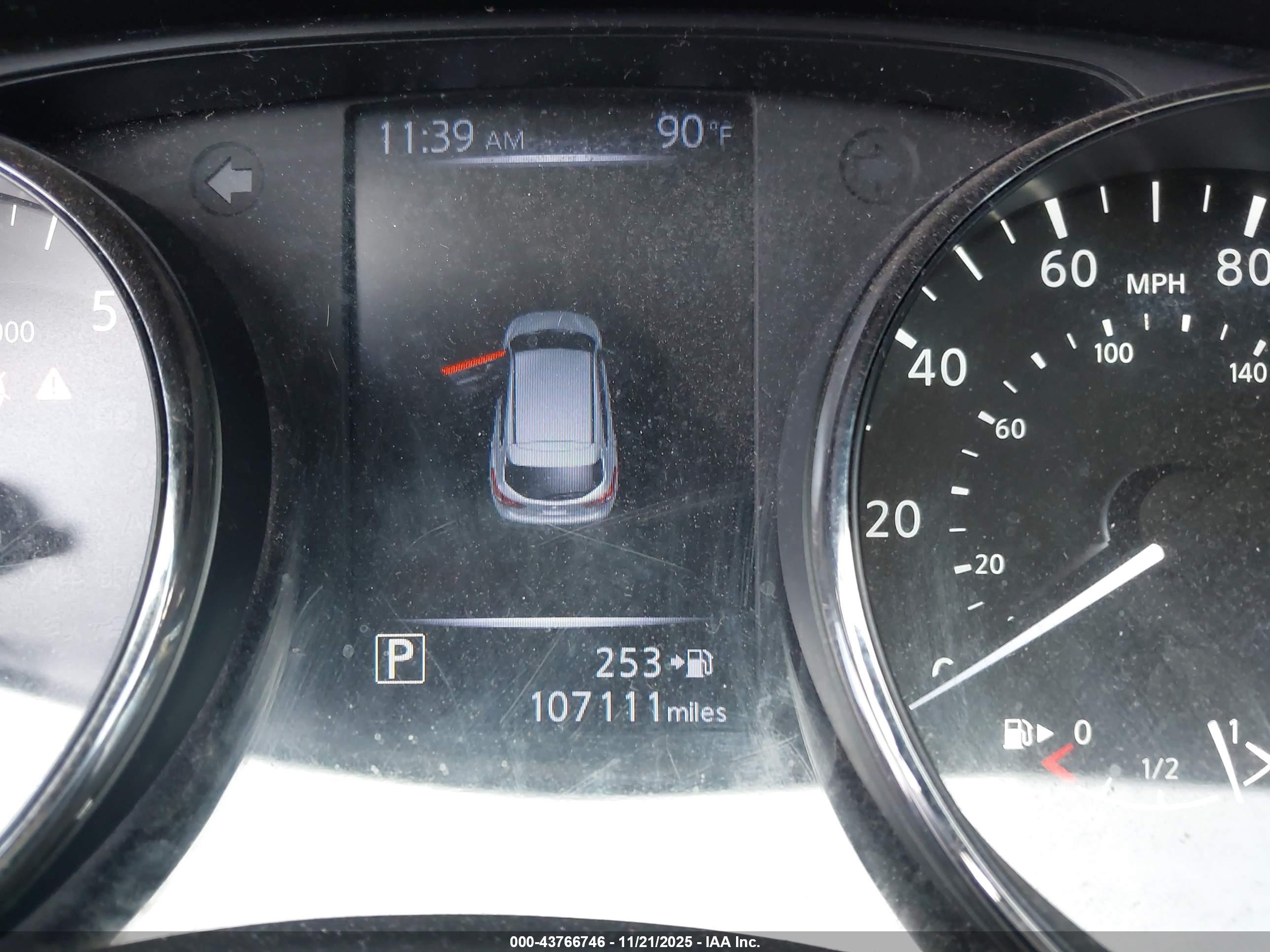NISSAN ROGUE image 7