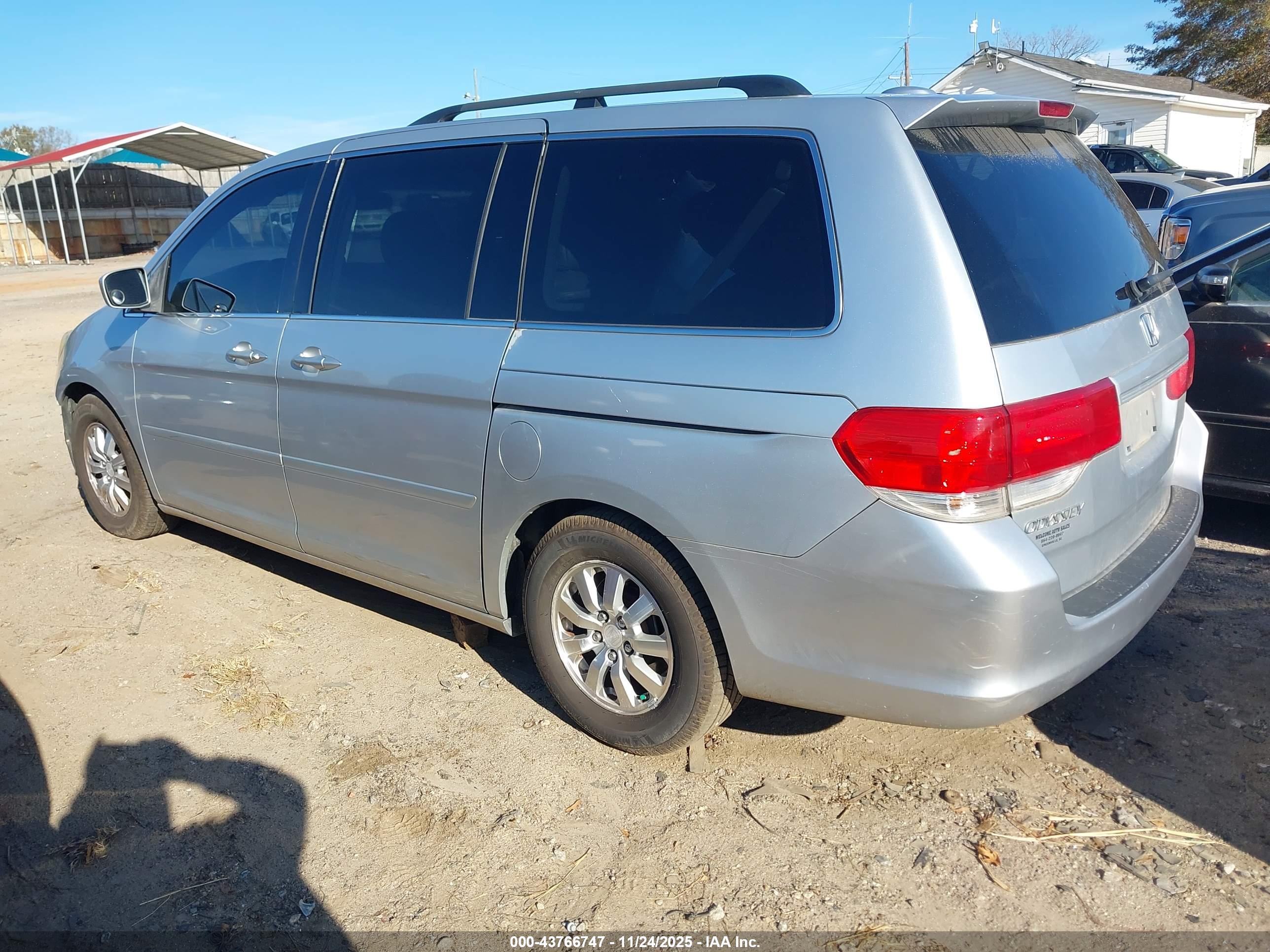HONDA ODYSSEY image 3