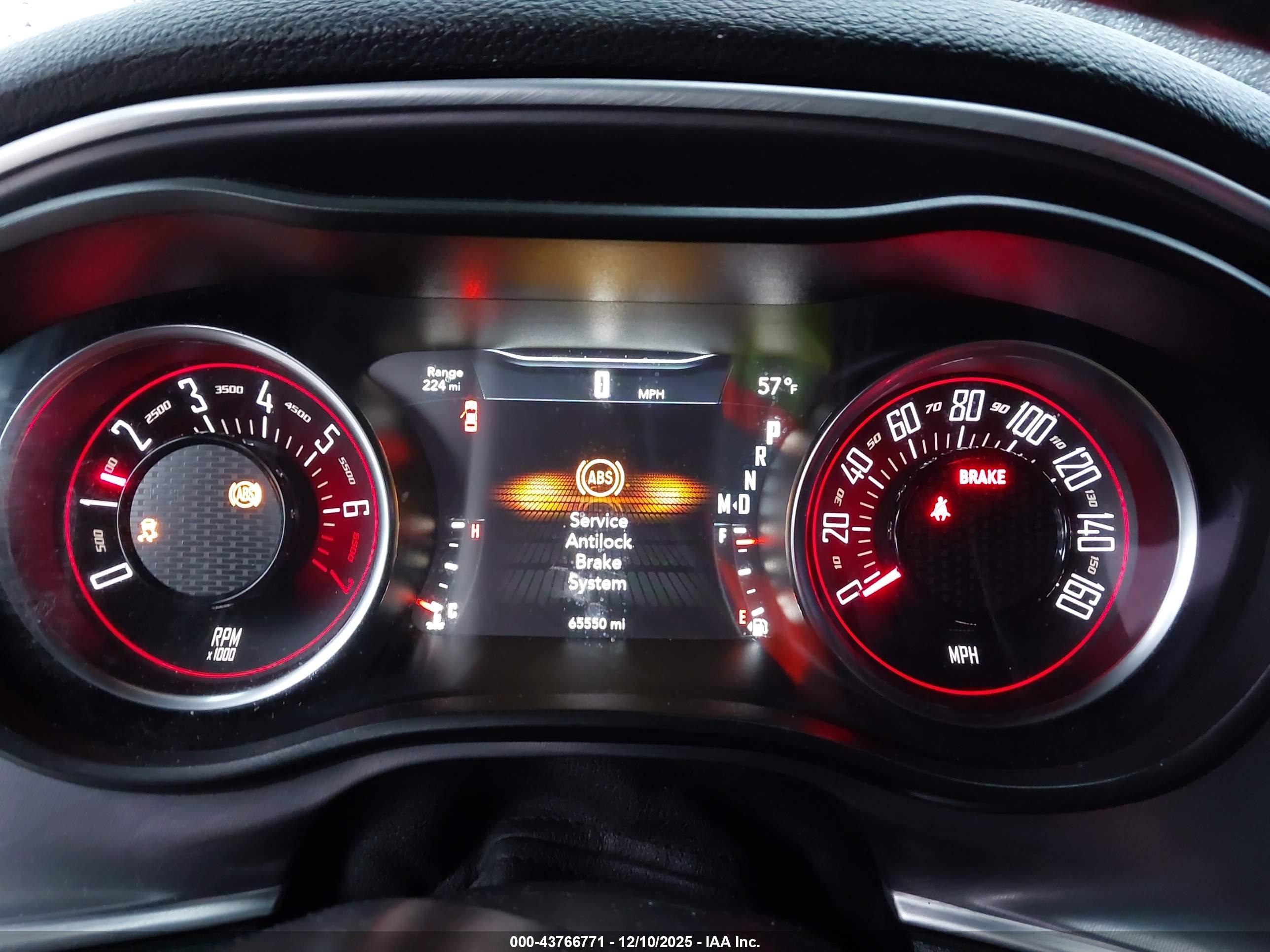 DODGE CHALLENGER image 7
