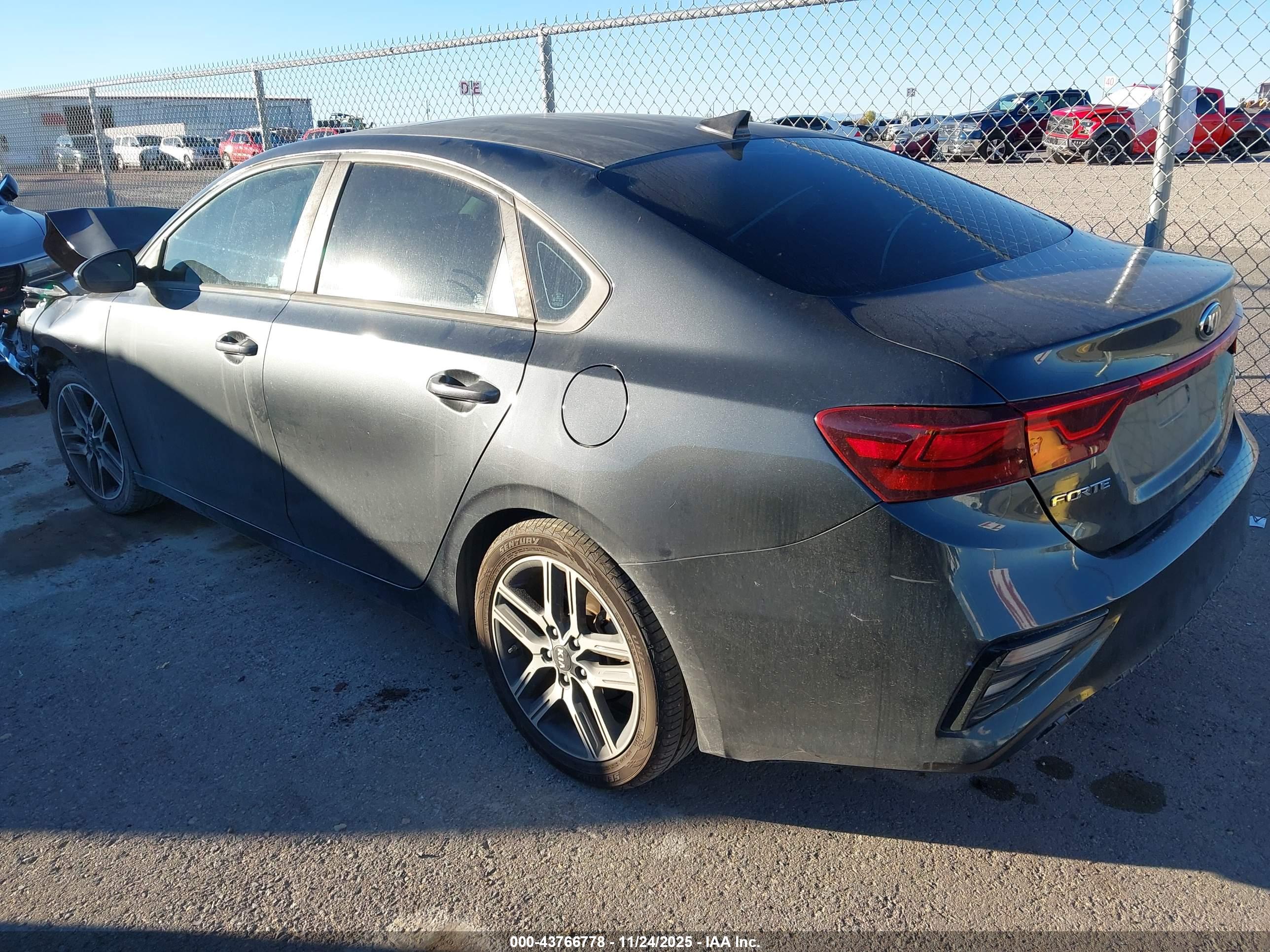 KIA FORTE image 3