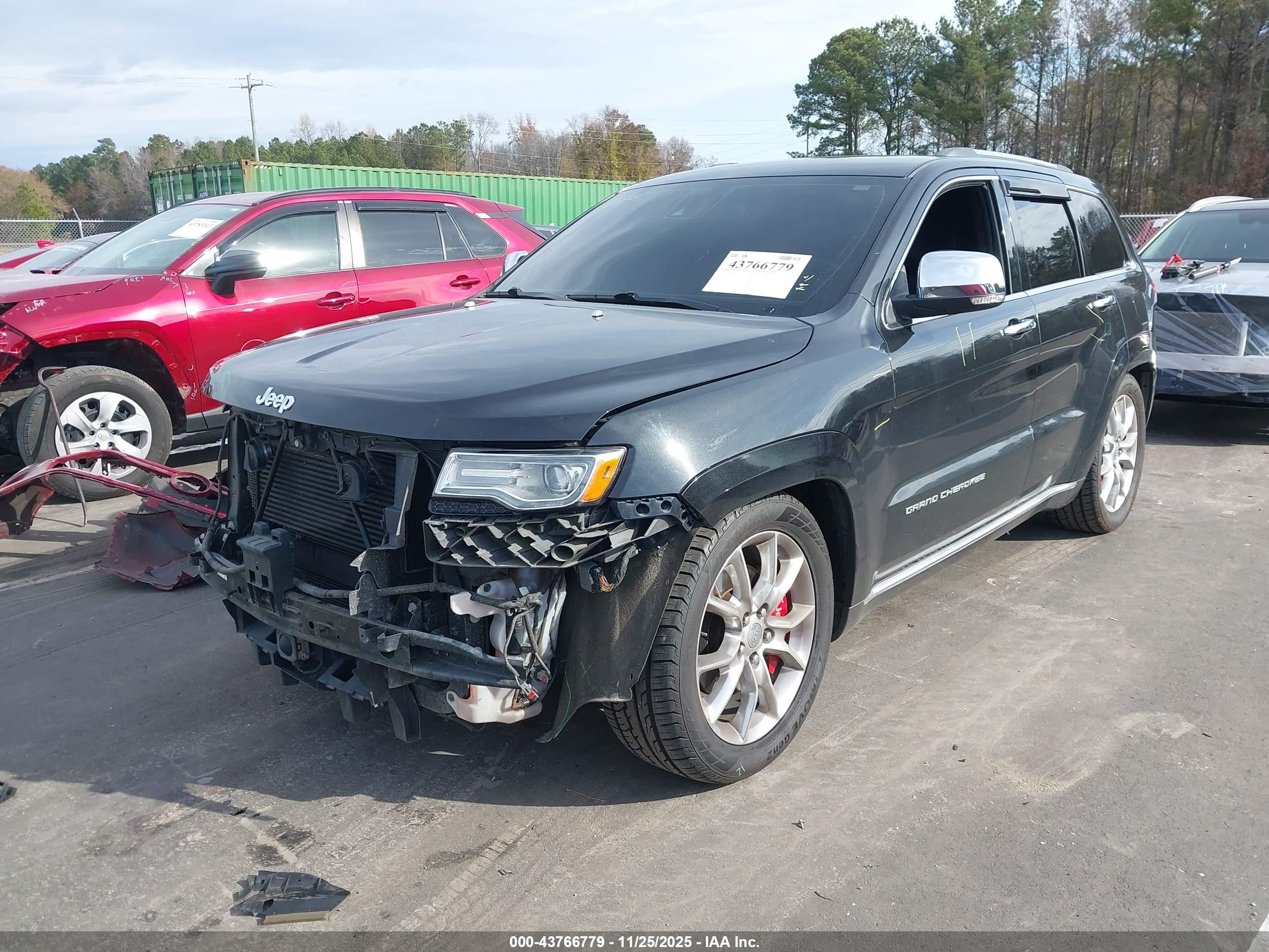 JEEP GRAND image 2