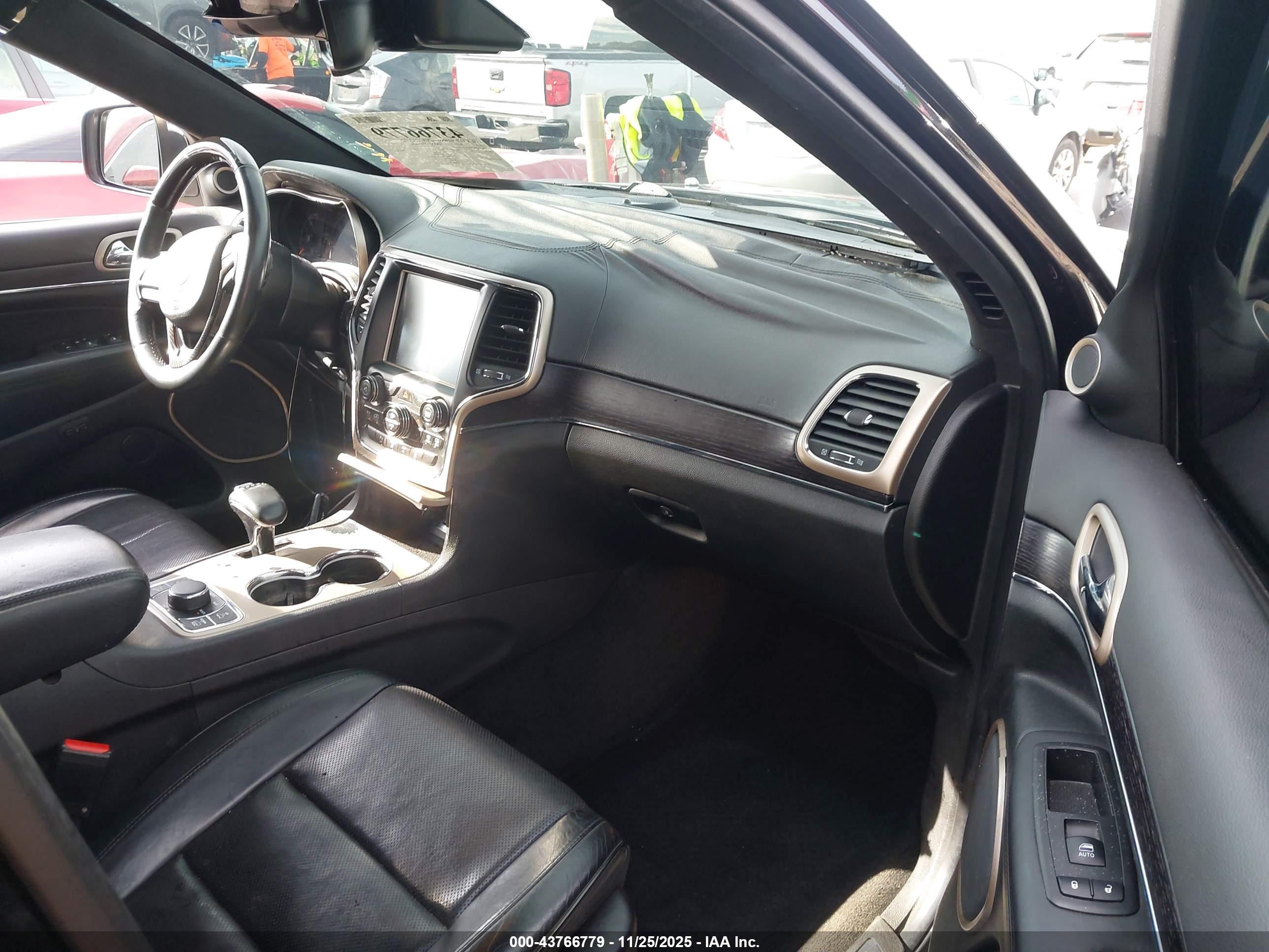 JEEP GRAND image 5