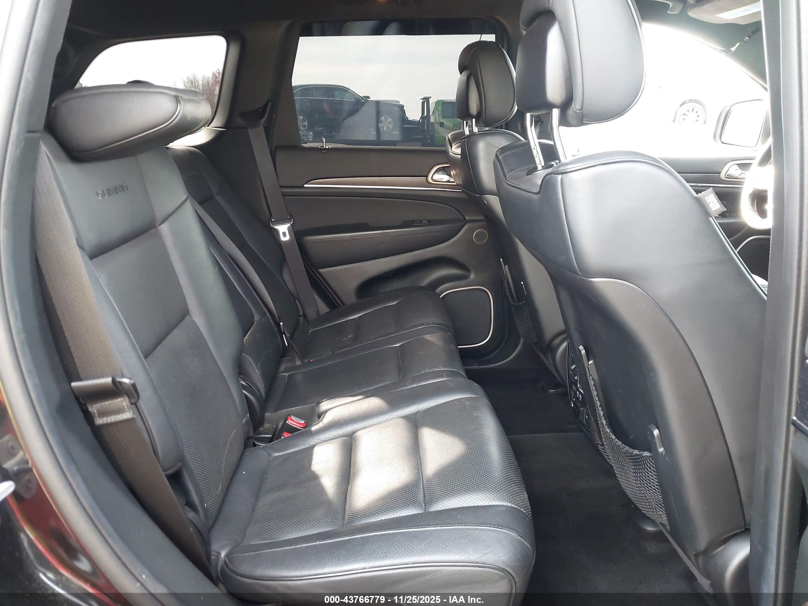 JEEP GRAND image 8