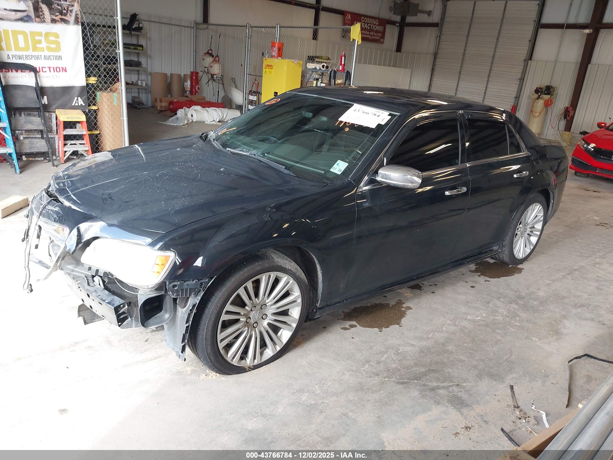 CHRYSLER 300C image 2