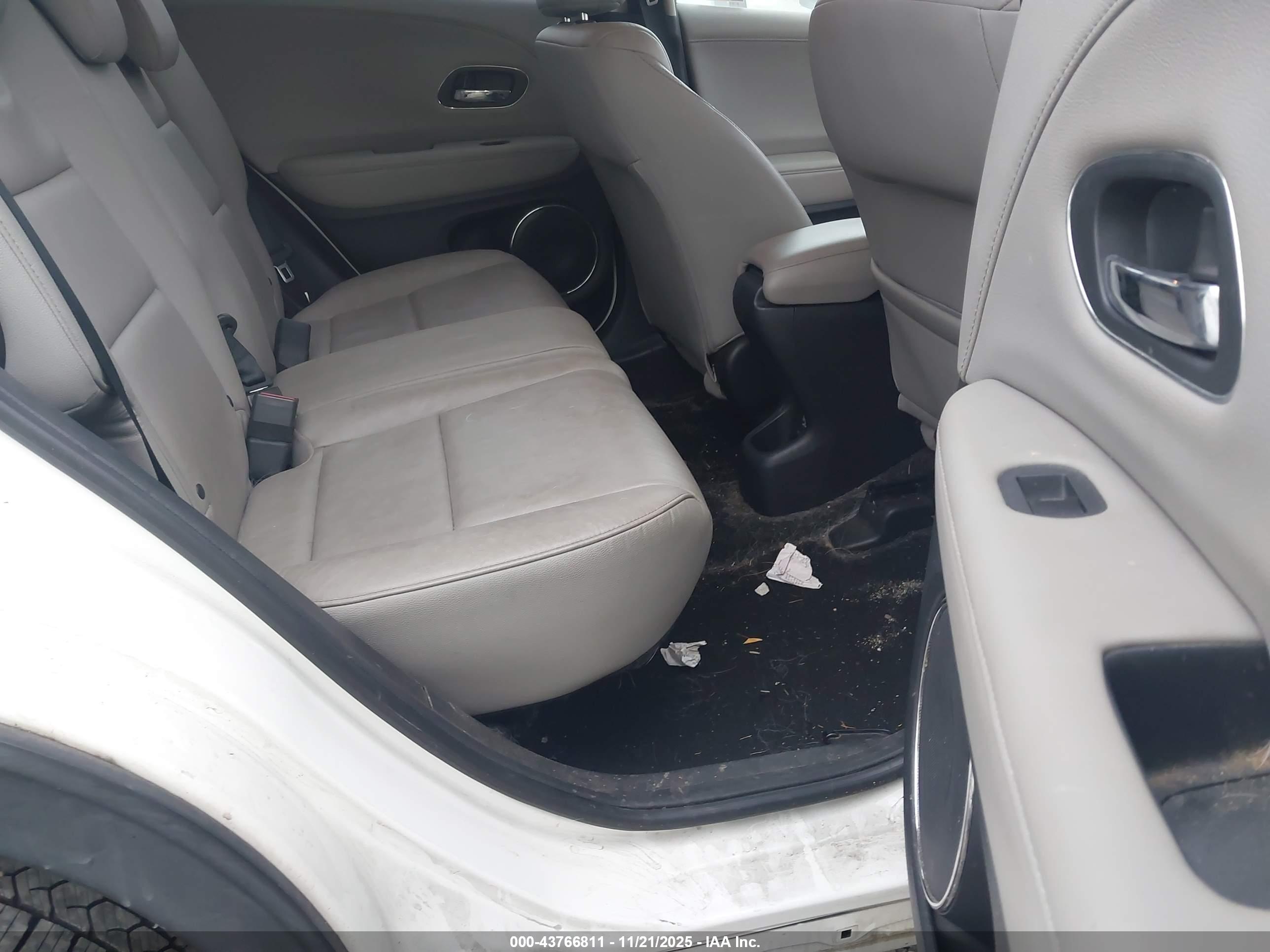 HONDA HR-V image 8