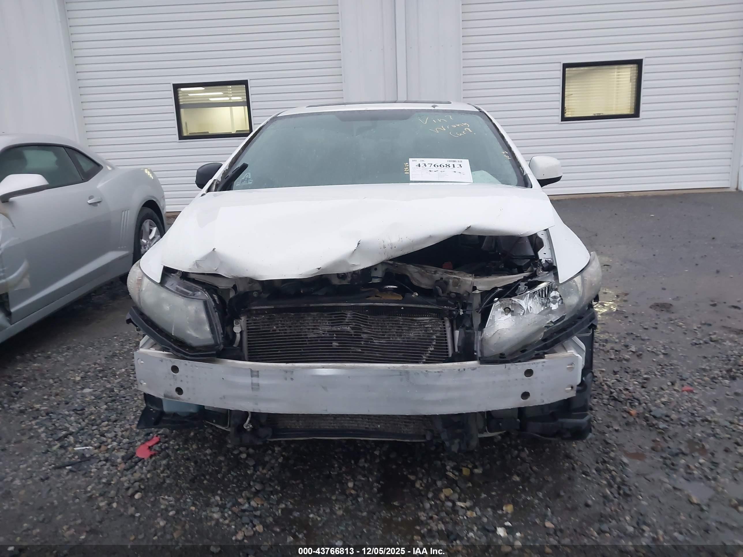 HONDA CIVIC image 6