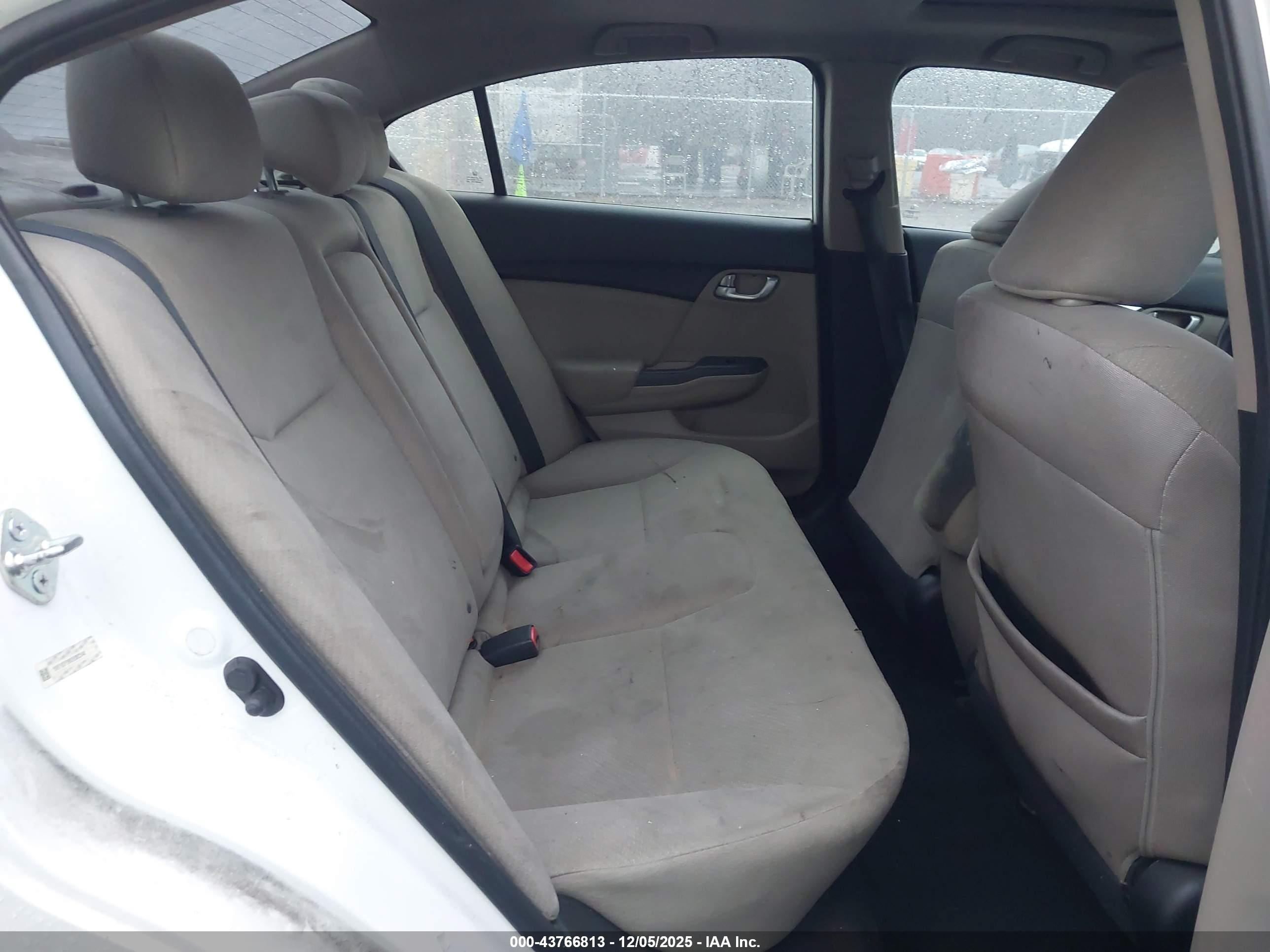 HONDA CIVIC image 8